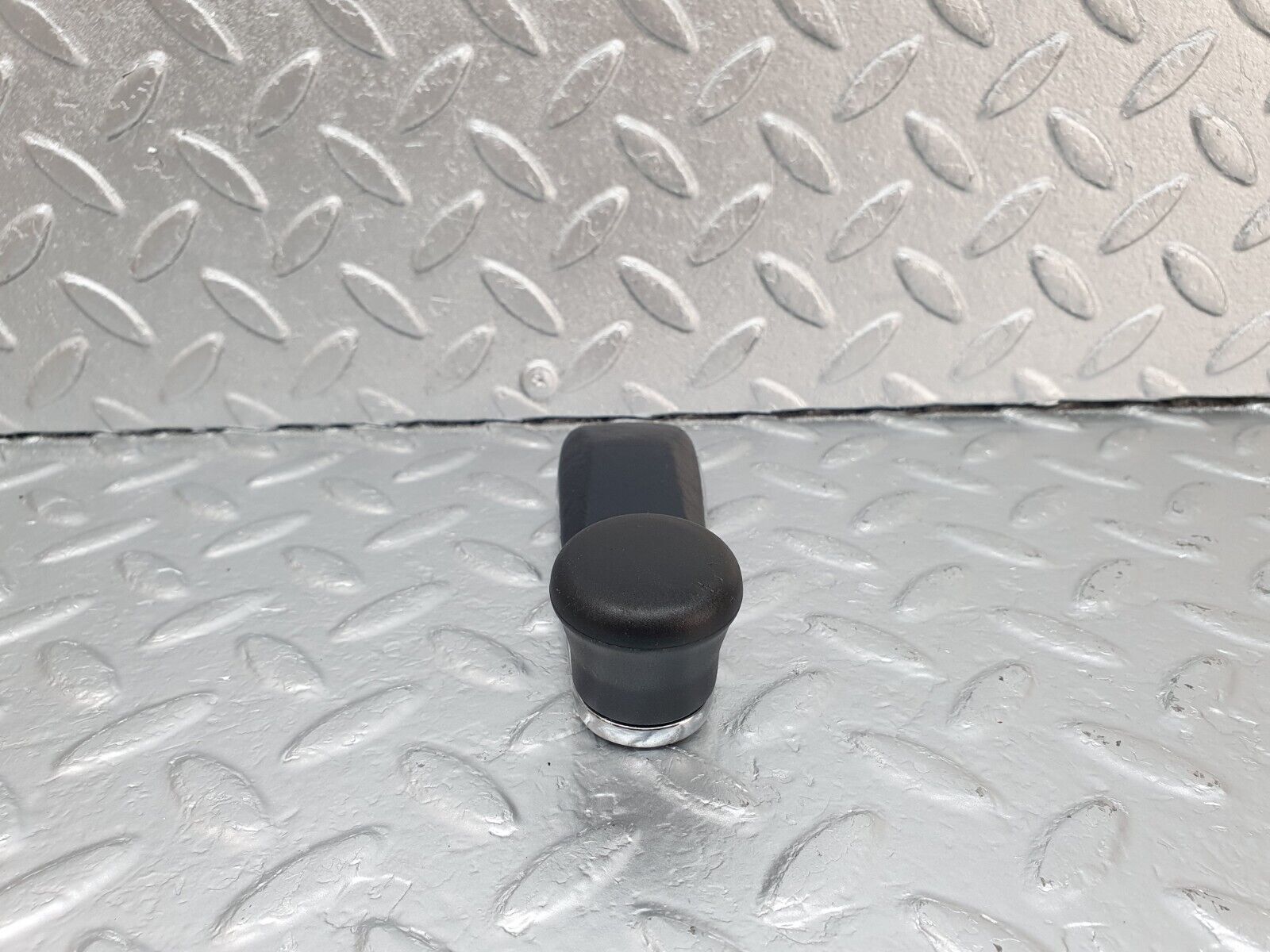 42895 Mercedes-Benz W201 190 2.0L Window Lifter Crank Handle Black