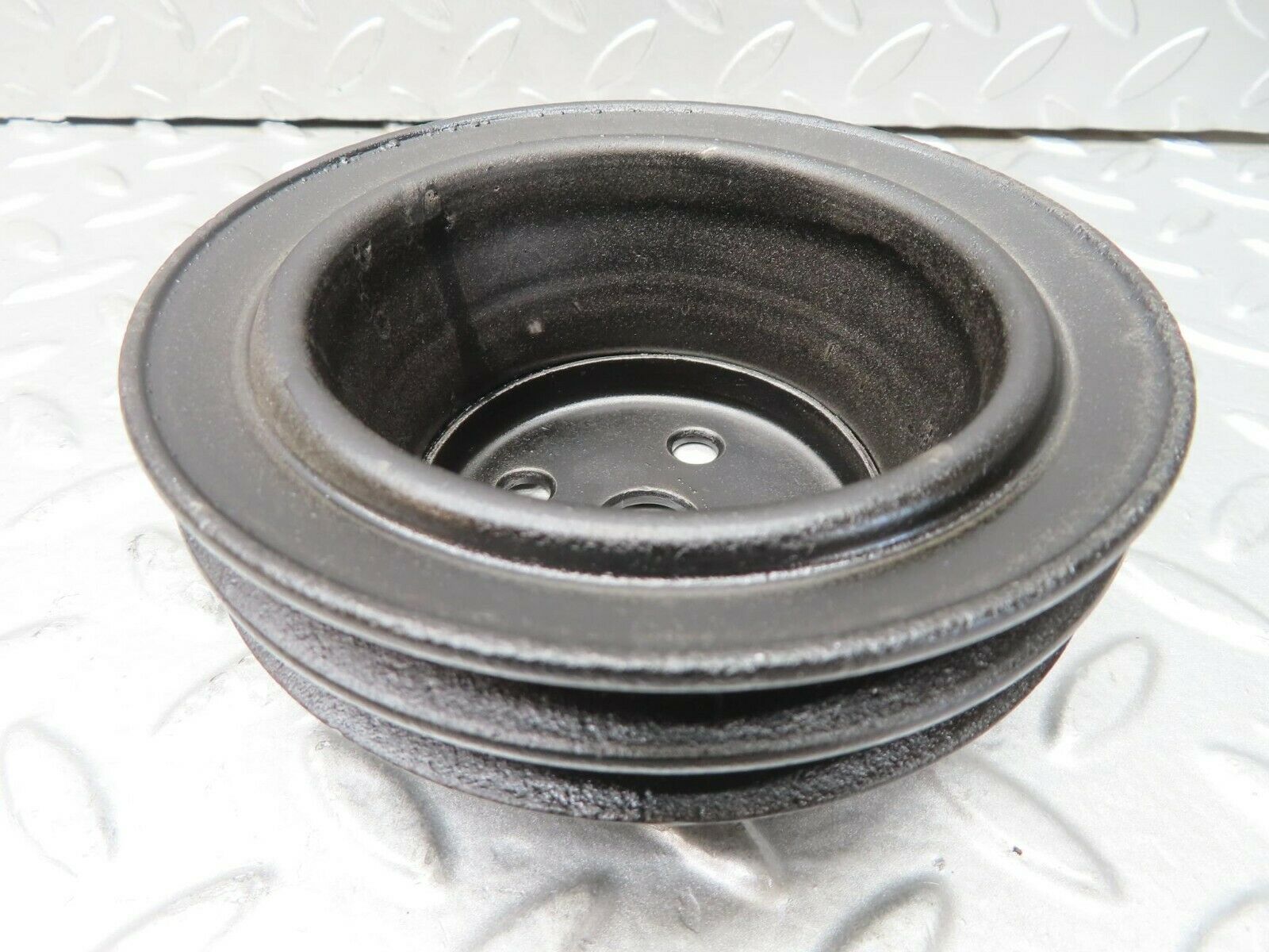 15701 Mercedes-Benz R107 450SL Water Pump Pulley