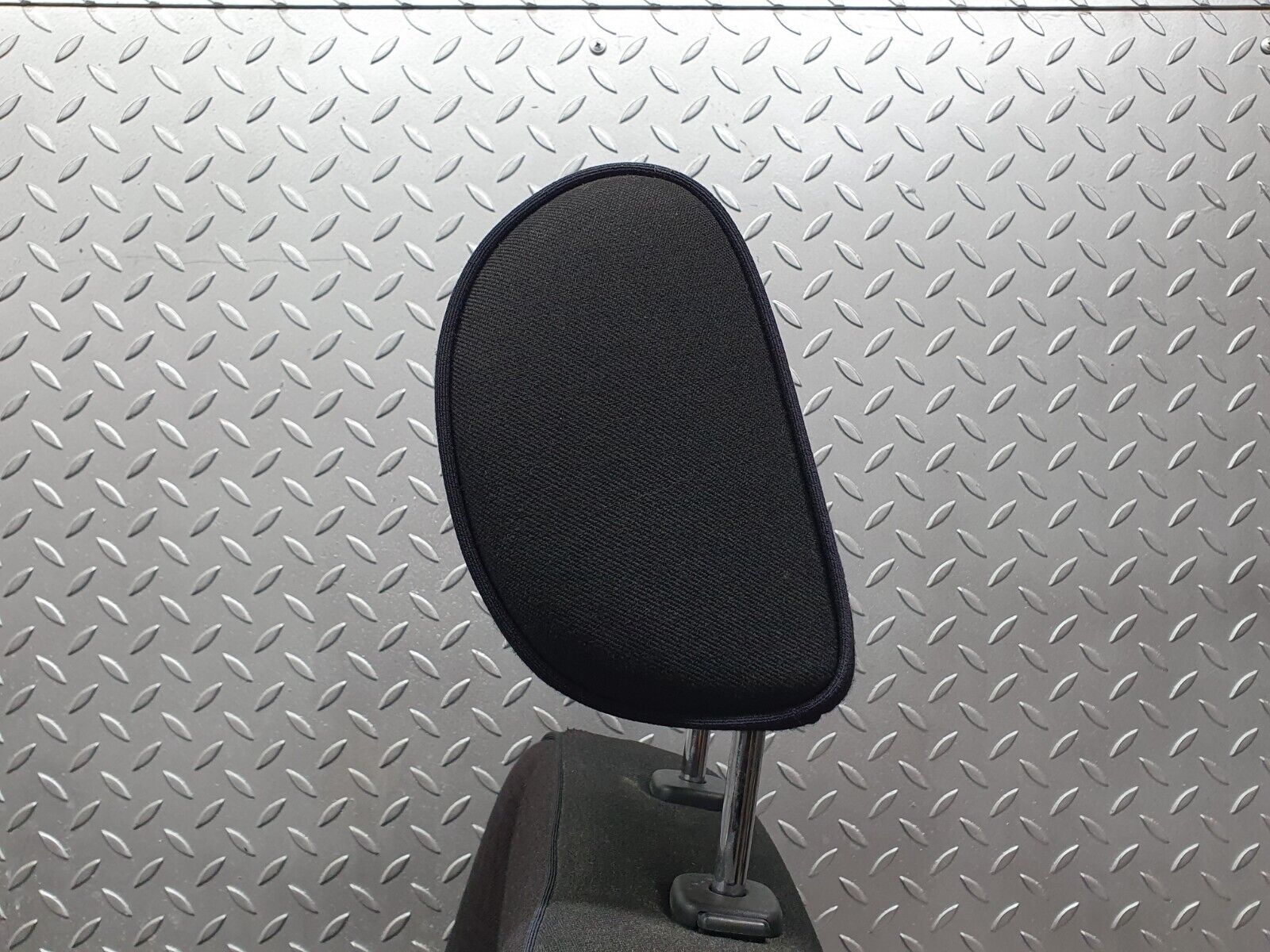 41812 Mercedes-Benz W202 C200 Front Left Passenger Seat