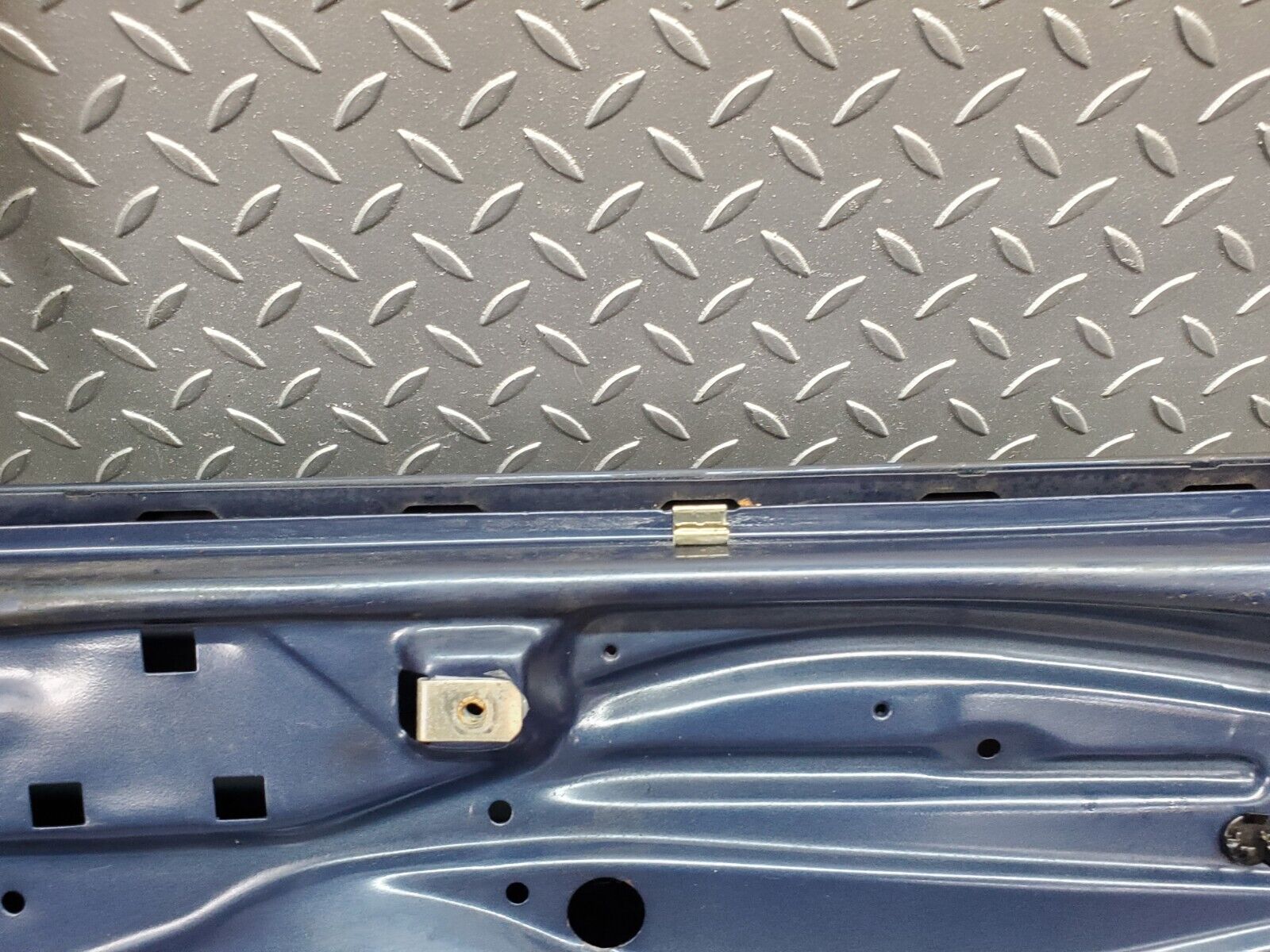 44704 Mercedes-Benz W124 220E Front Right Door