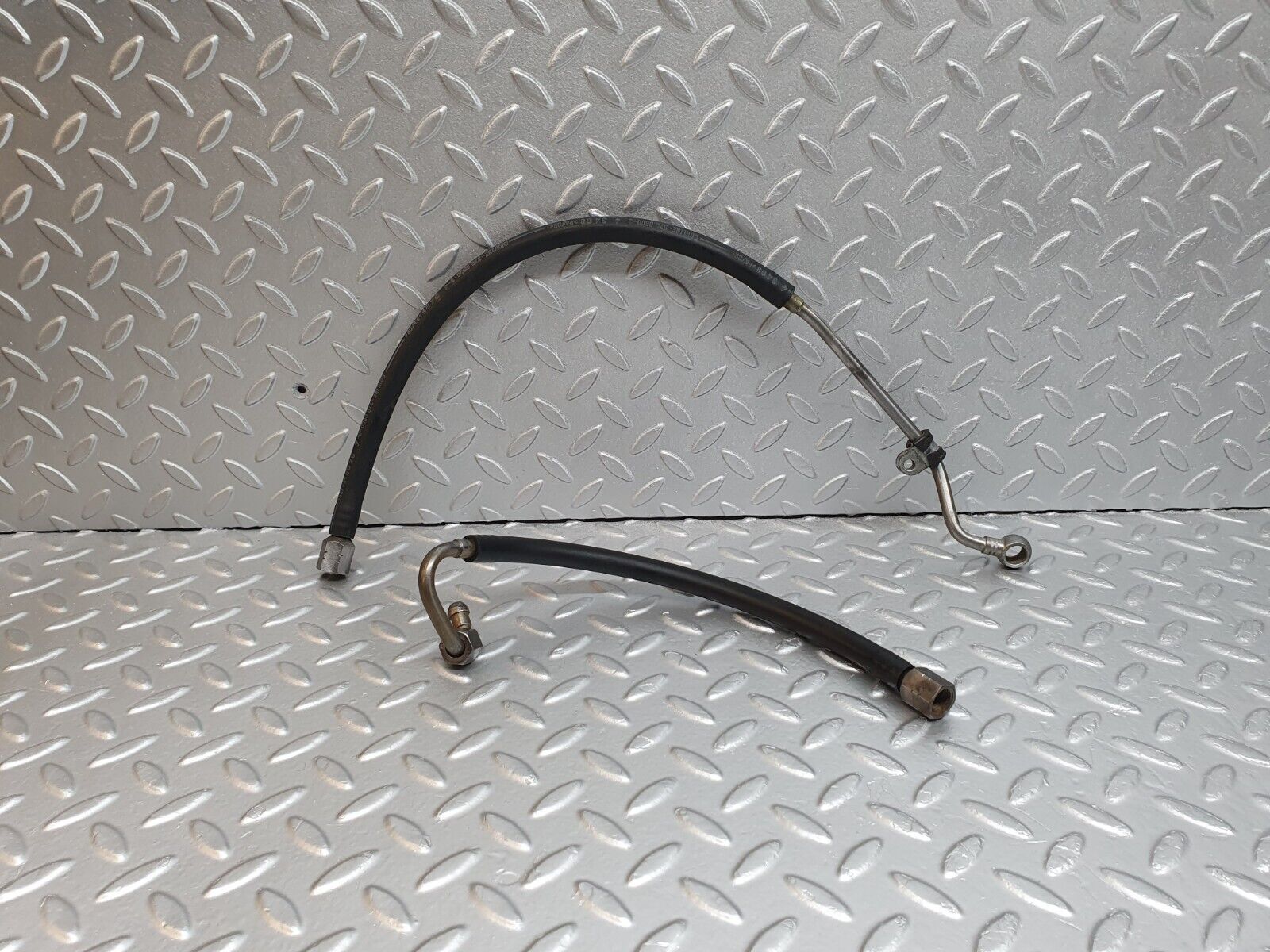 41979 Mercedes-Benz W202 C200 Fuel Injector Rail Hose Pipe
