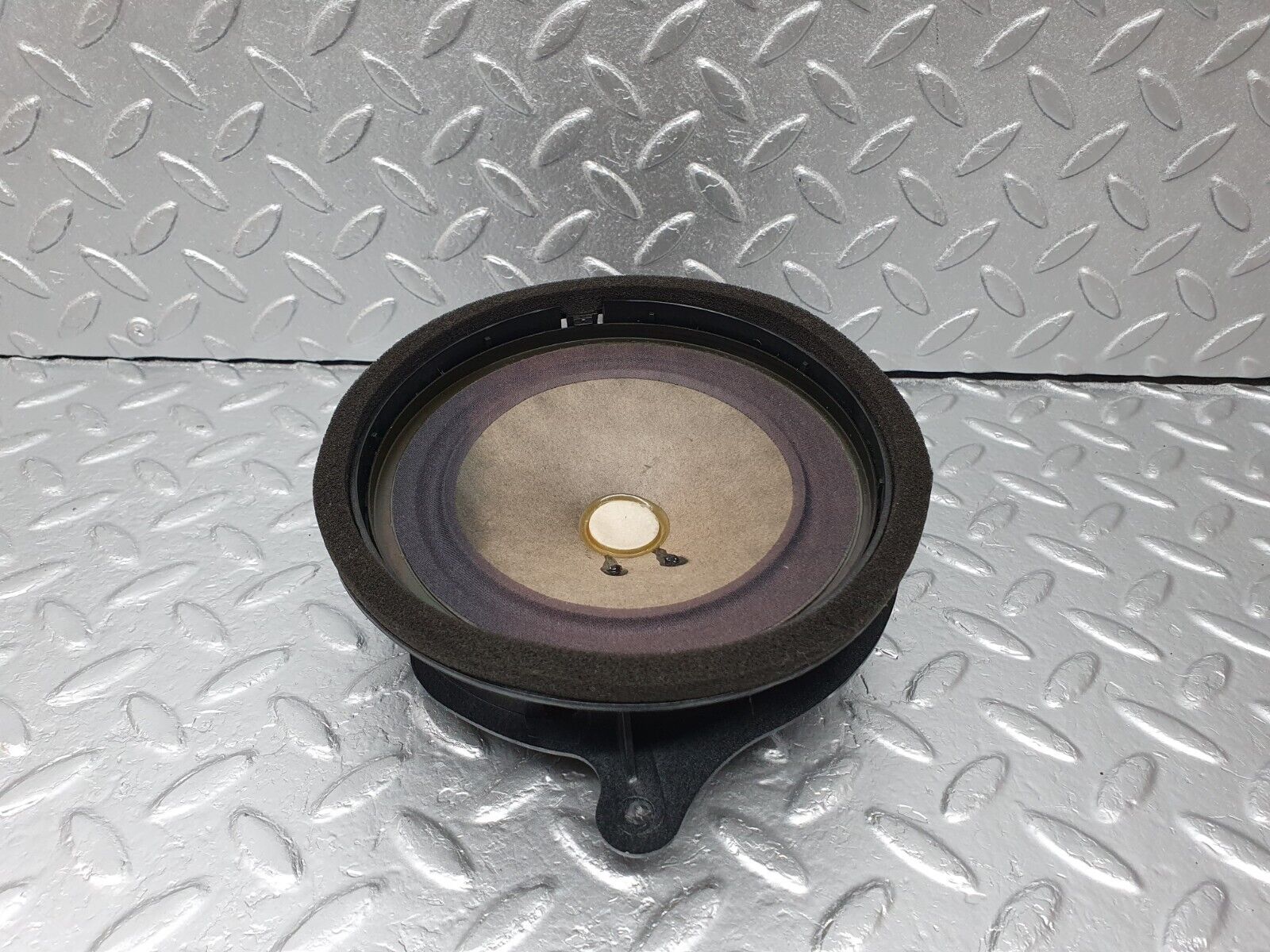 41809 Mercedes-Benz W202 C200 Front Door Loudspeaker Left 2028209502
