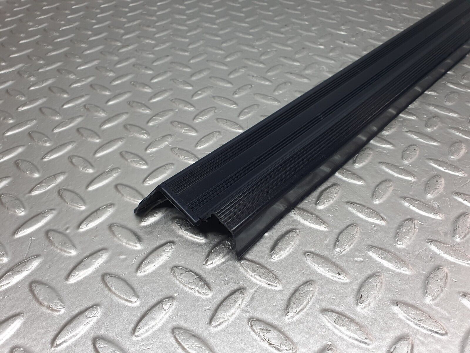 42714 Mercedes-Benz W201 190 2.0L Front Left Door Sill Blue