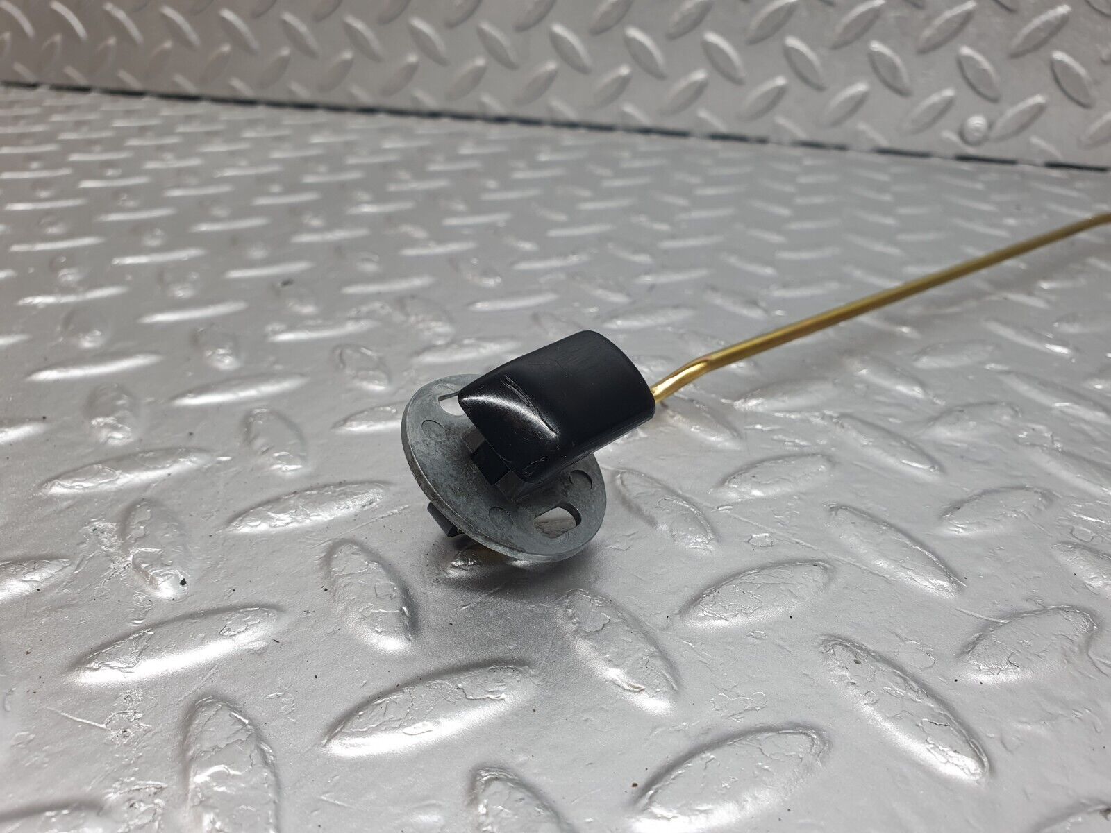 43993 Mercedes-Benz C123 230CE Coupe Door Lock Handle Left Side