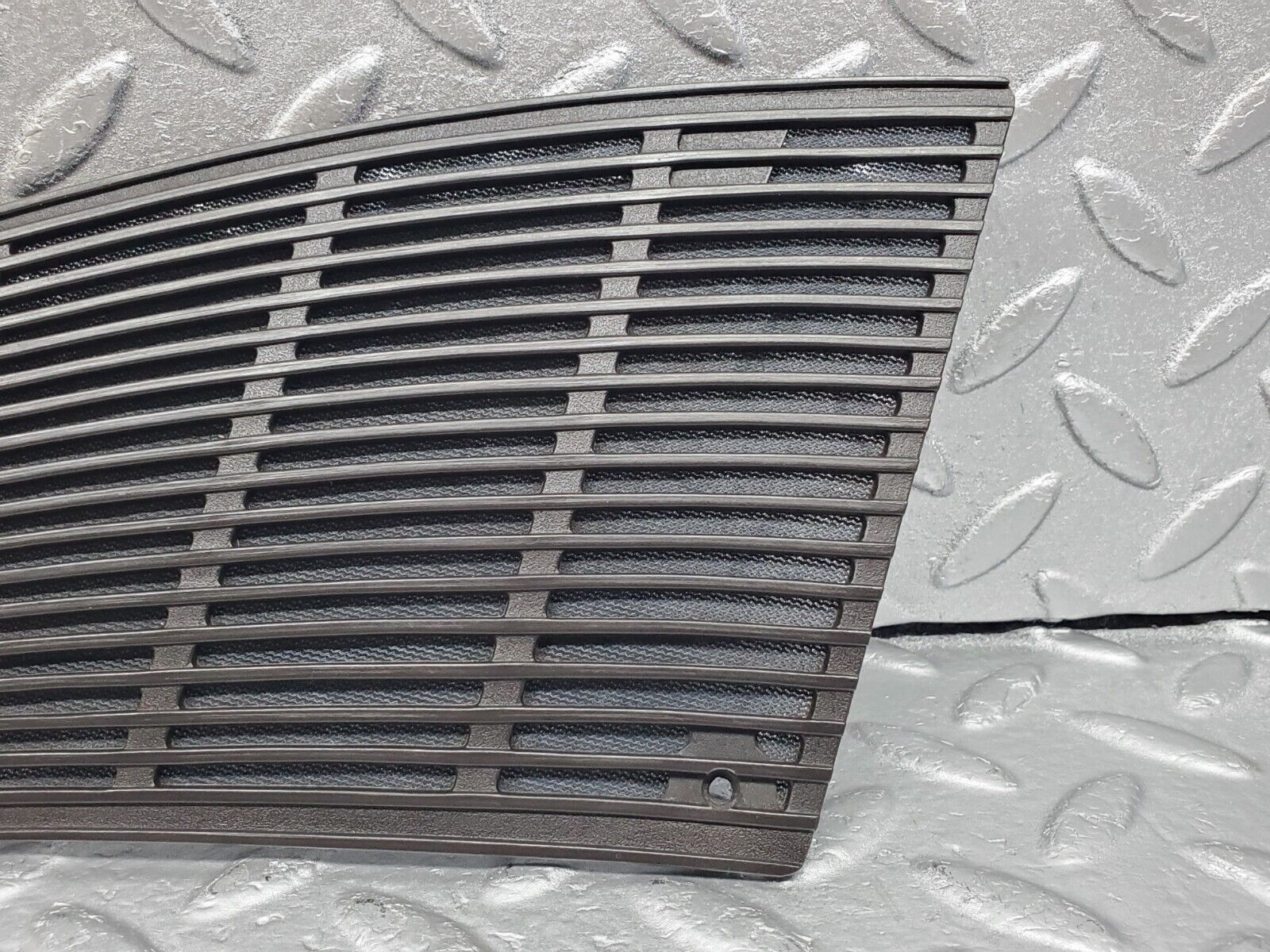 45958 Mercedes-Benz W126 420SE Dashboard Speaker Cover Left Side 1266806839