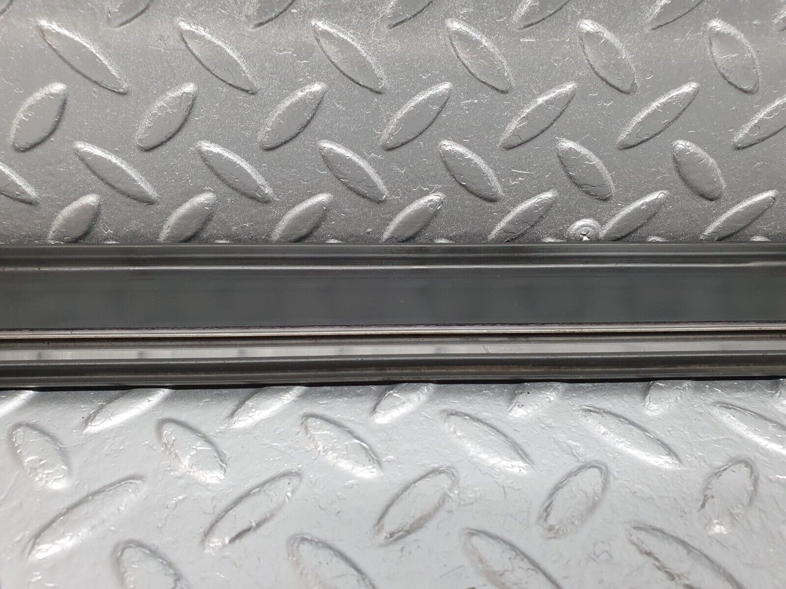 41684 Mercedes-Benz W124 200E Front Right Door Lower Moulding Trim