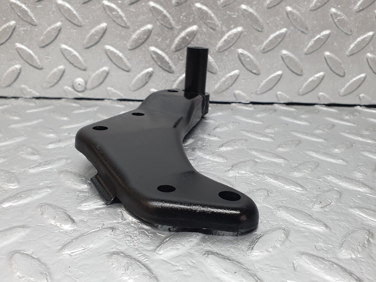 44217 Mercedes-Benz C123 230CE Coupe Alternator Generator Bracket