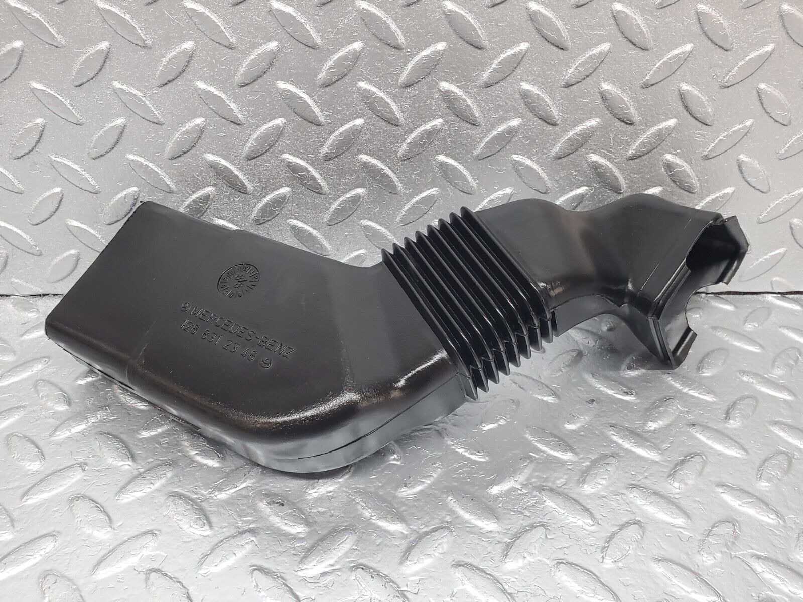 45750 Mercedes-Benz W126 420SE Air Duct Vent Left Side 1268312346