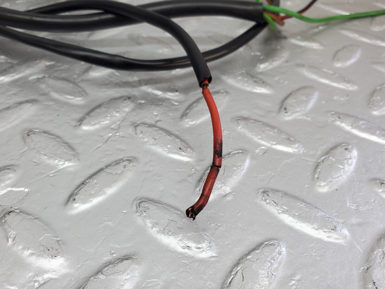 44417 Mercedes-Benz W123 280E Diagnostic Connector 1235450003