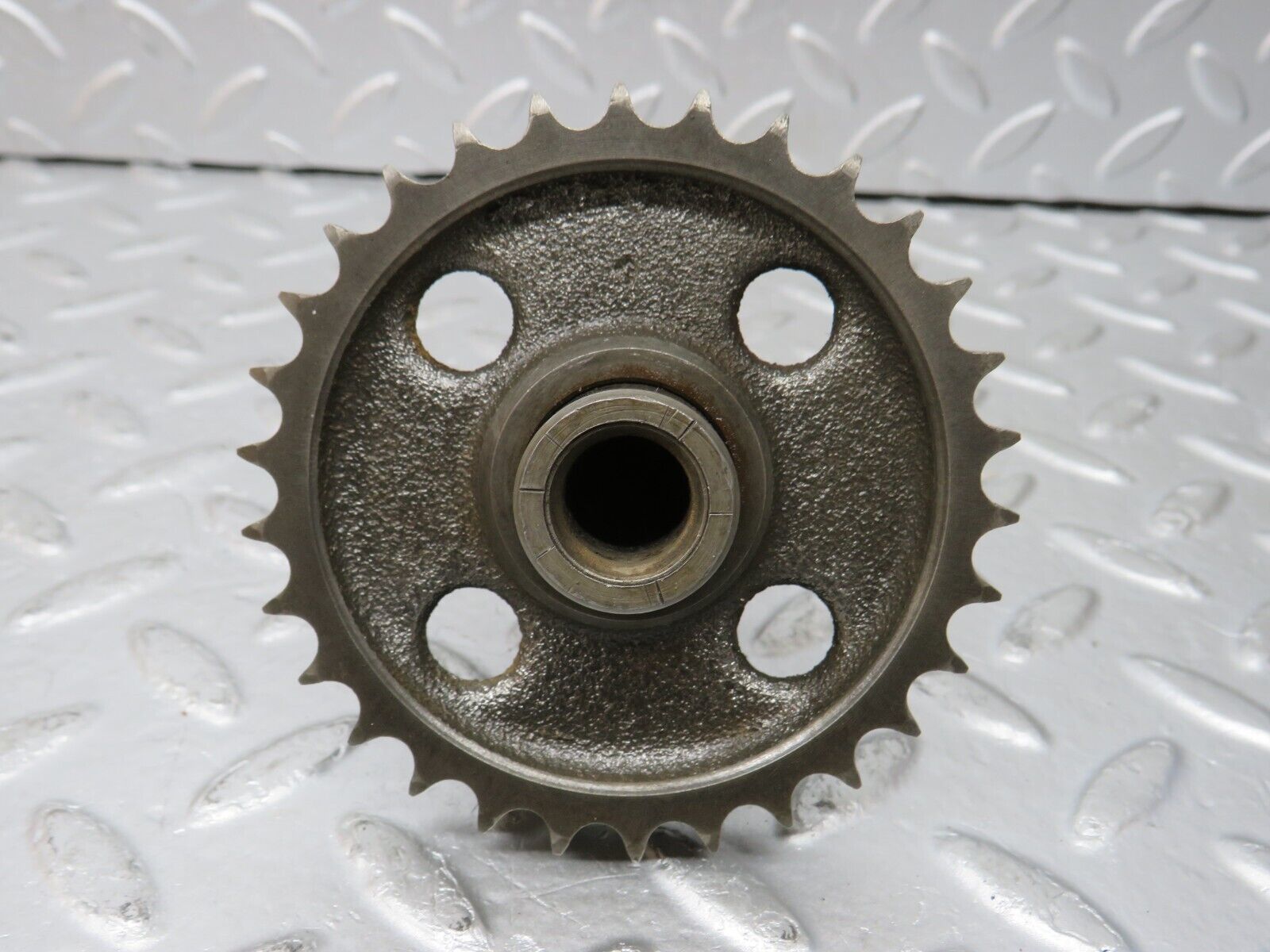 32872 Mercedes-Benz C107 R107 350 V8 Intermediate Gear 1161570214