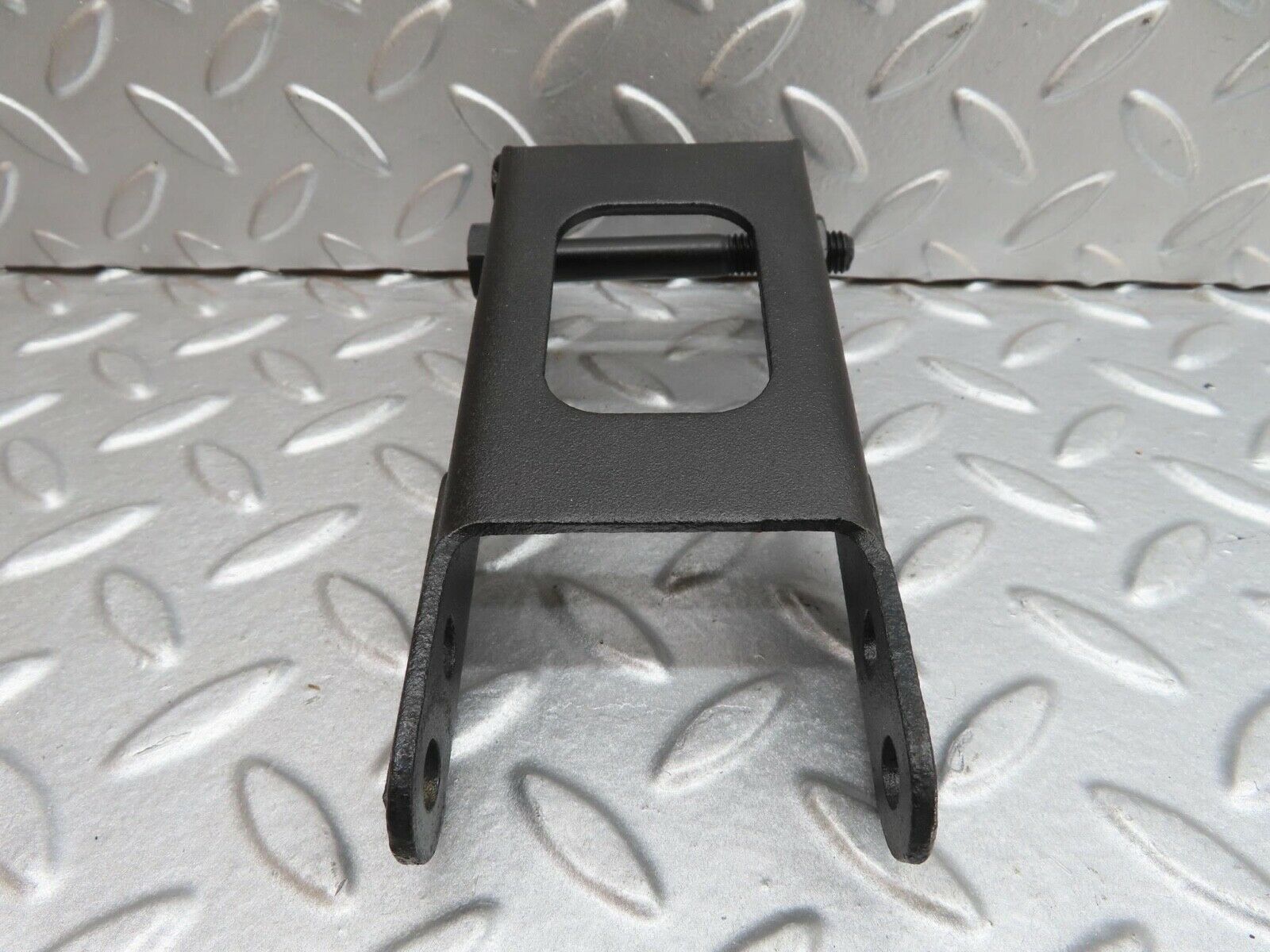 13716 Mercedes-Benz R107 450SL Alternator Generator Bracket