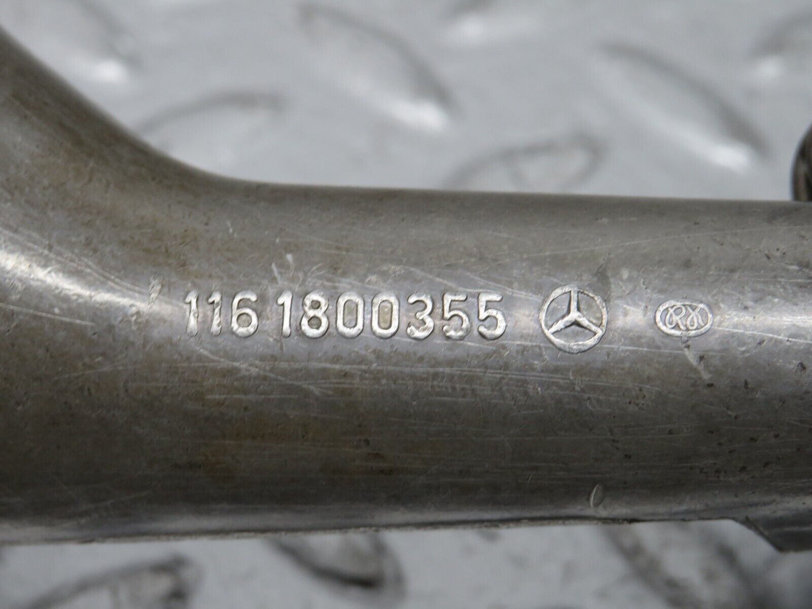 32785 Mercedes-Benz C107 R107 350 V8 Oil Pump 1161800502 1161800355