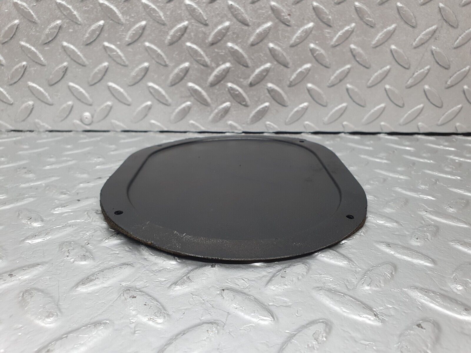 43860 Mercedes-Benz C126 380SEC Coupe Rear Window Access Panel