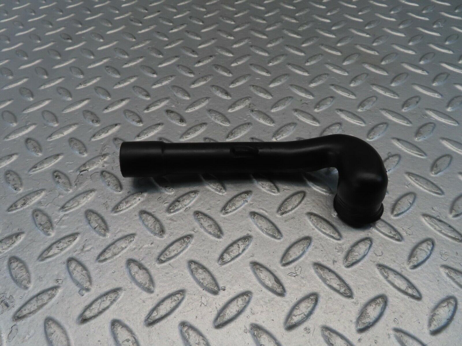 11049 Mercedes-Benz R107 W116 Crankcase Breather Hose 1160940791