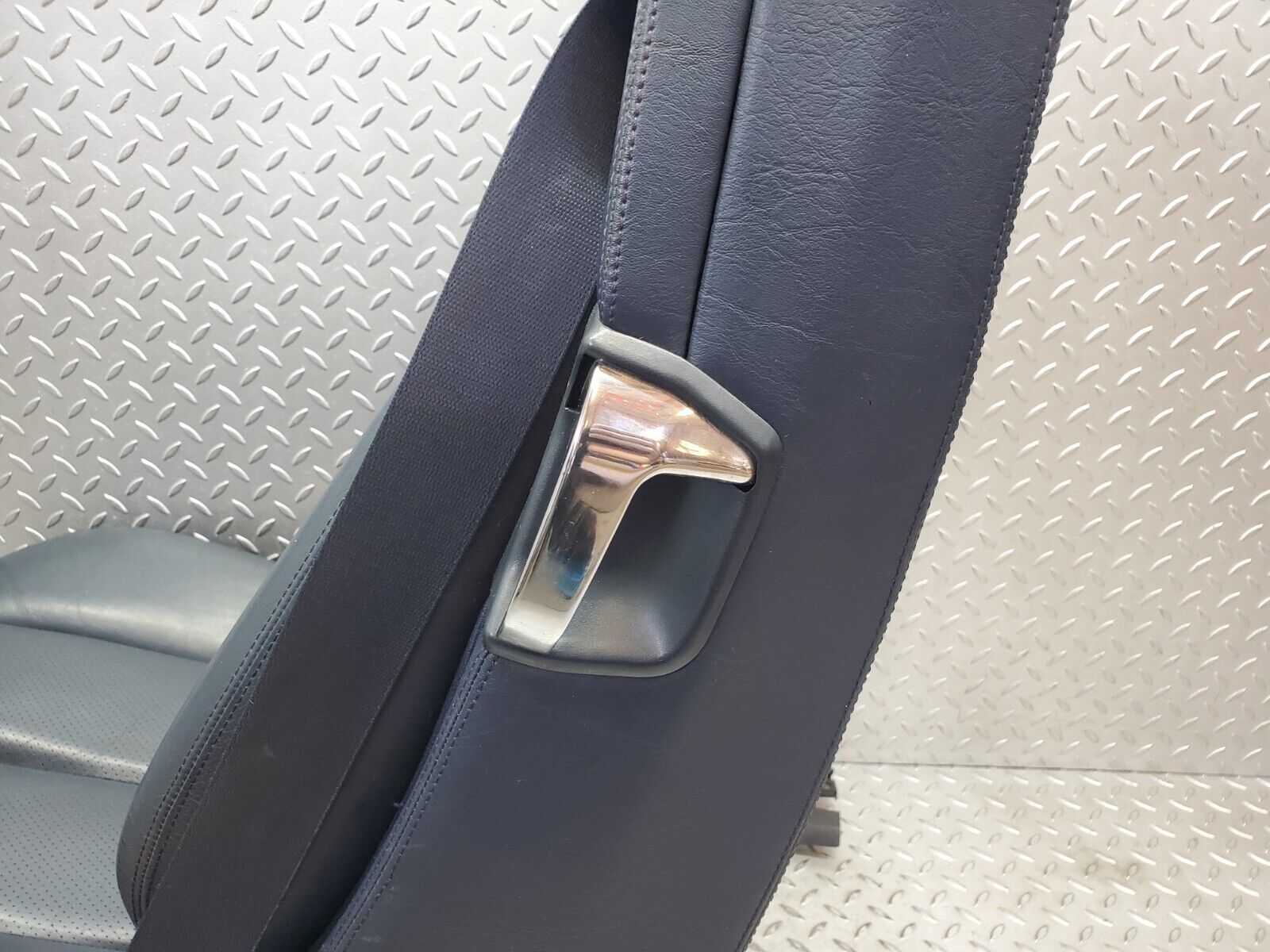 45167 Mercedes-Benz R129 300SL Coupe Electric Front Left Seat Leather Blue