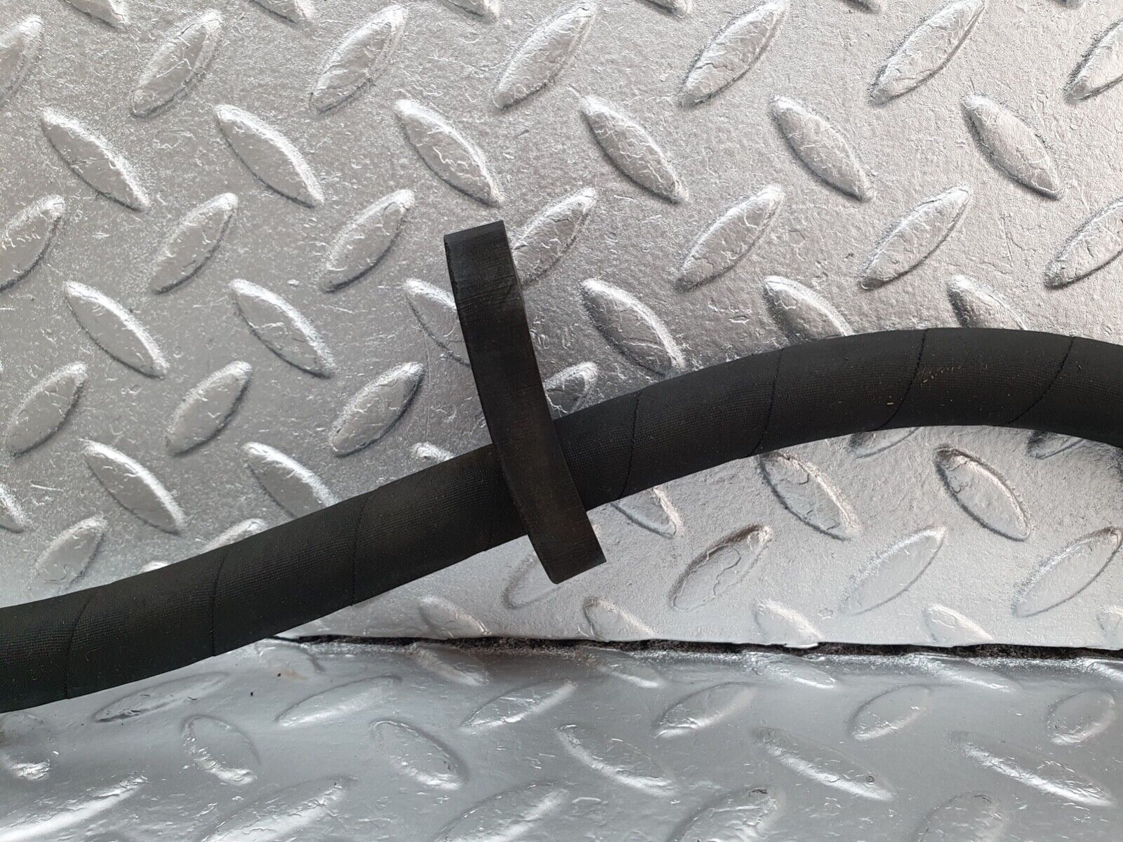 43012 Mercedes-Benz W201 190 Power Steering Hose Pipe 2019972782