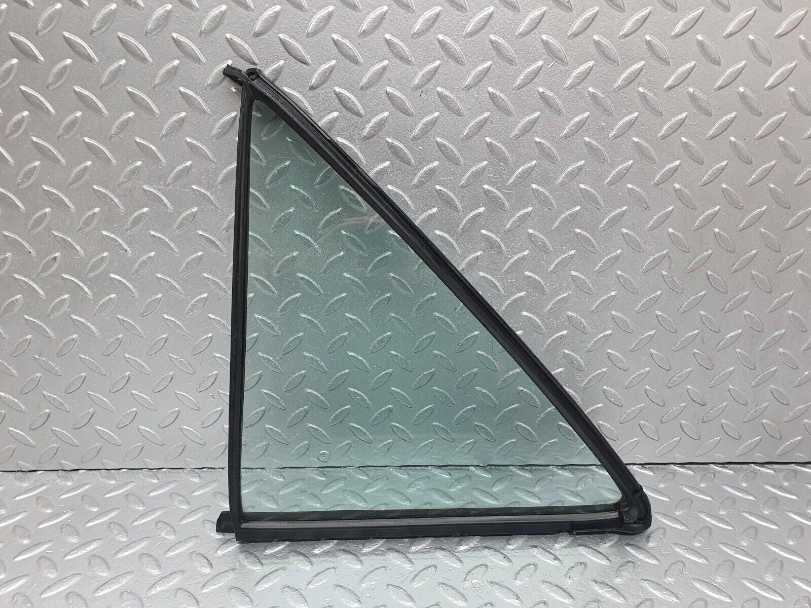 42871 Mercedes-Benz W201 190 2.0L Rear Left Quarter Window Glass 2017350524