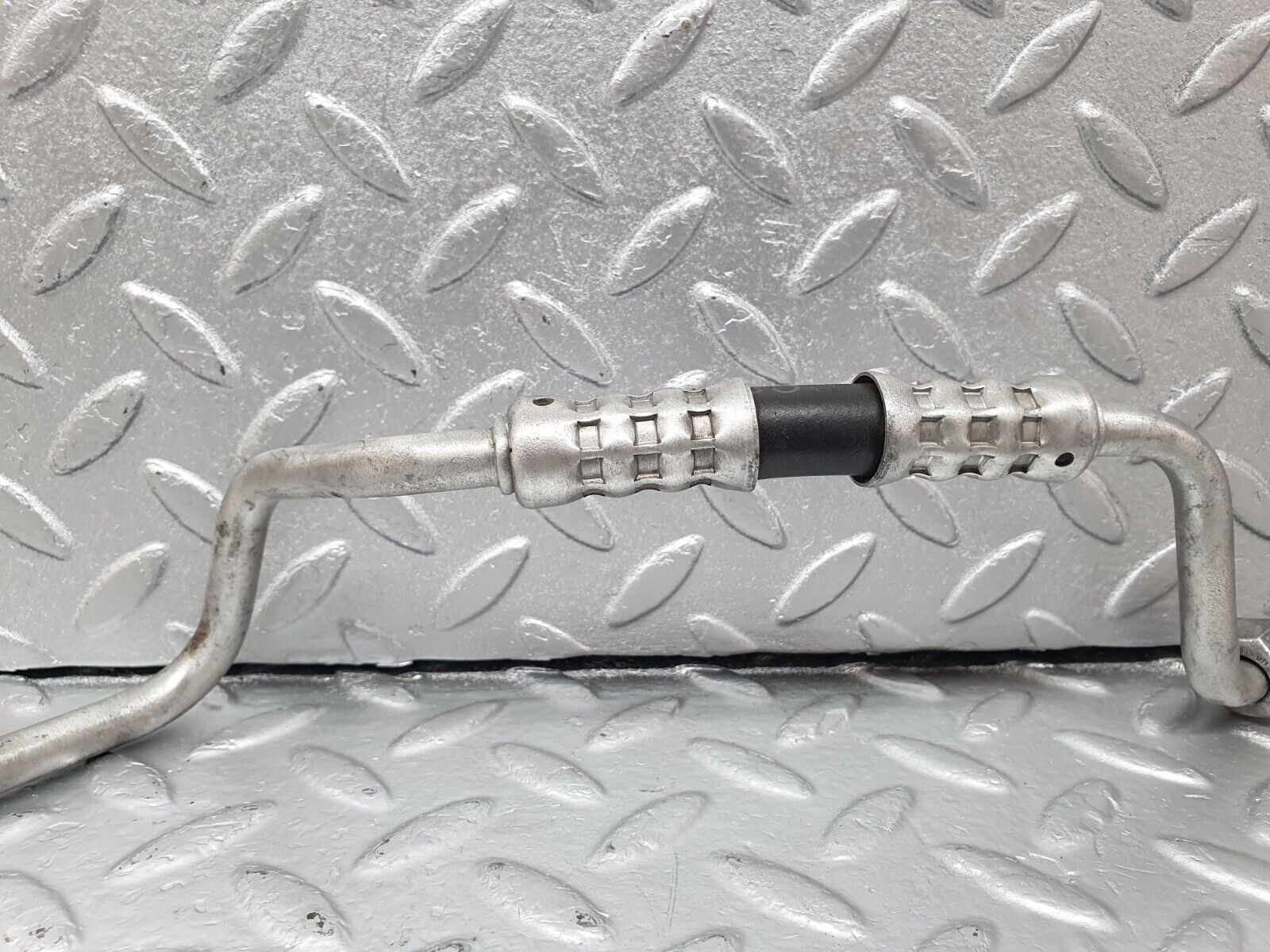 42608 Mercedes-Benz R129 320SL Coupe Air Condition Hose Pipe