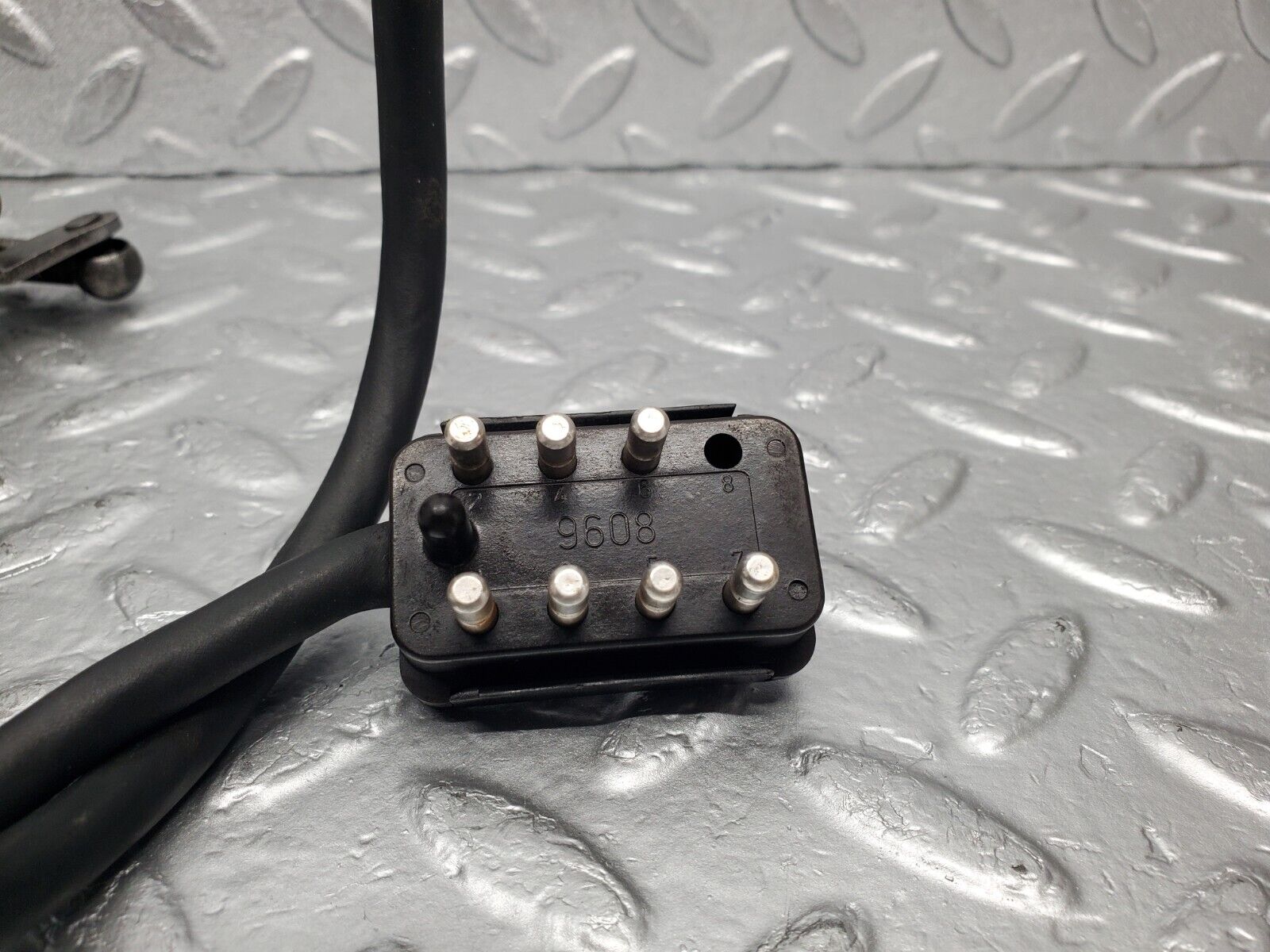 46652 Mercedes-Benz C123 280CE Coupe Cruise Control Actuator VDO 0015457532