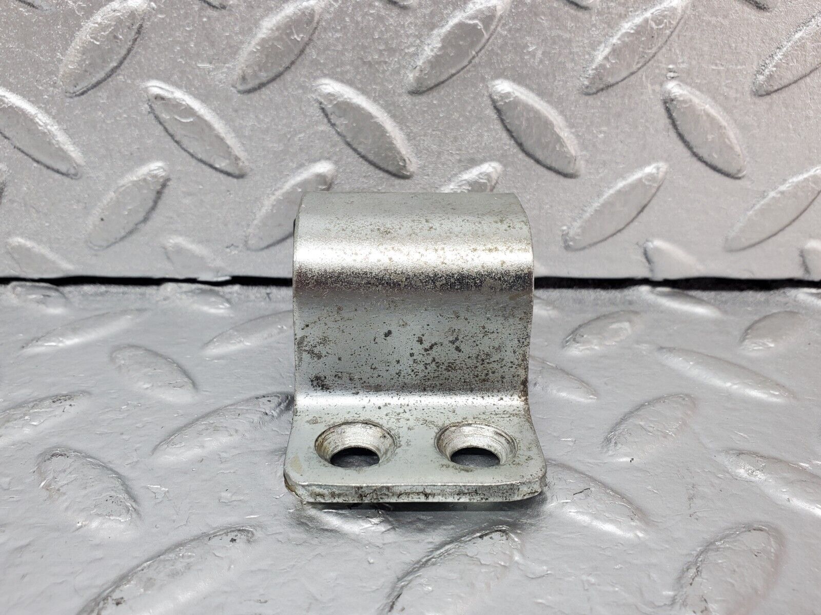 44341 Mercedes-Benz W123 280E Left Door Lock Latch