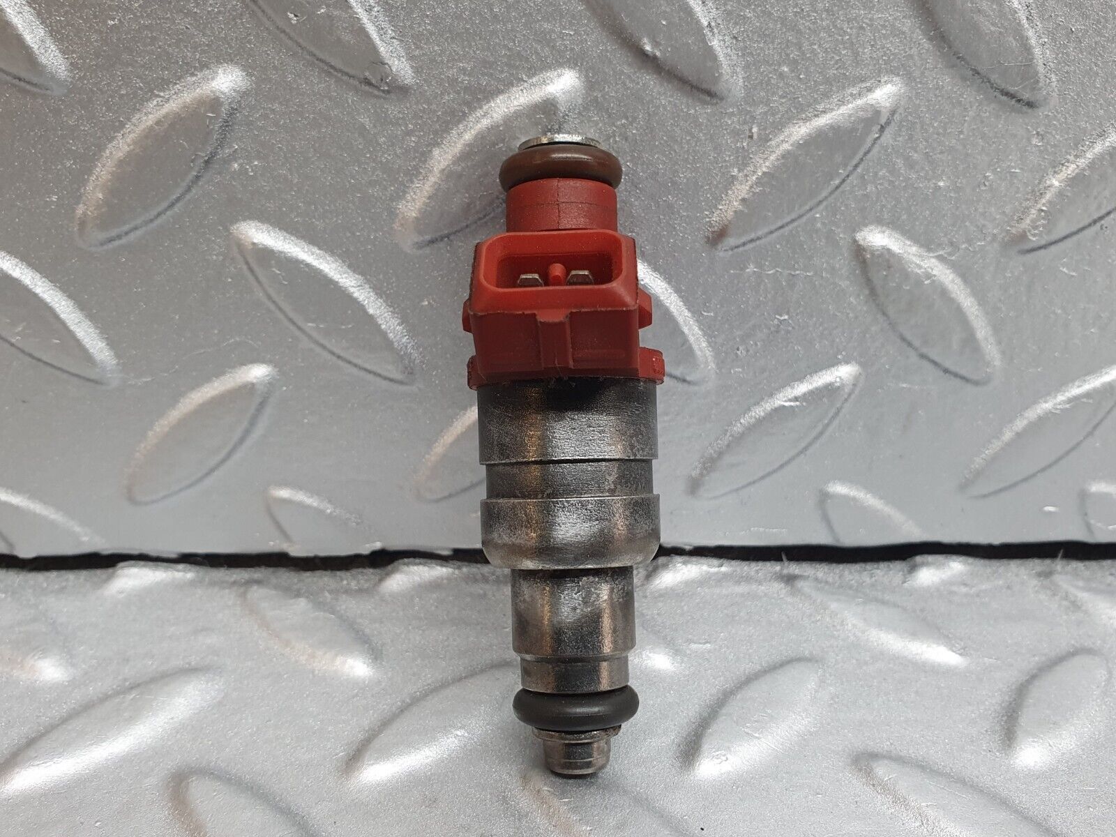 42057 Mercedes-Benz W202 C200 Fuel Injector Siemens 0000788523