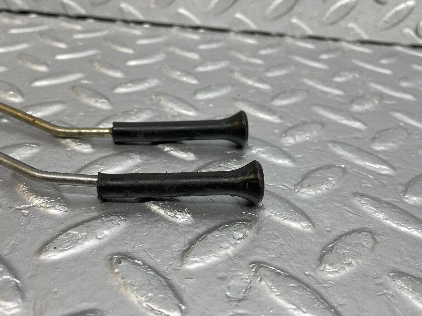 42719 Mercedes-Benz W108 280SE Front Door Lock Knob Pair