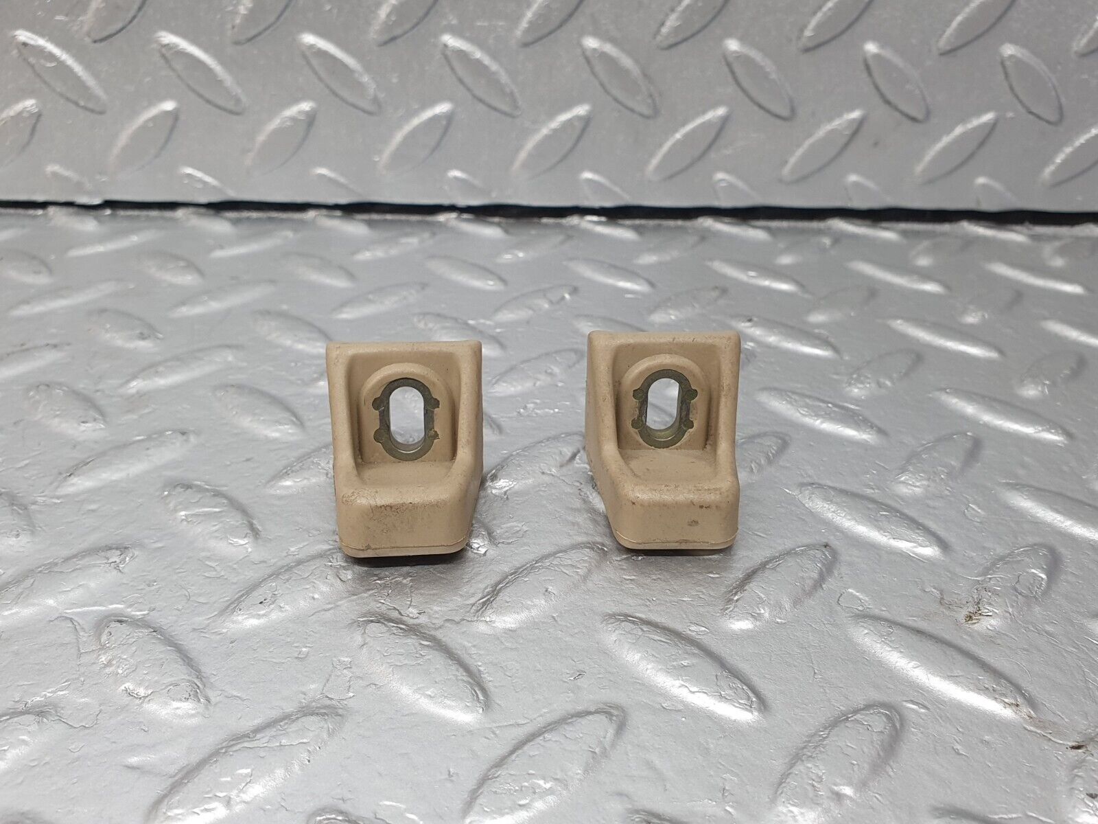 42582 Mercedes-Benz R129 320SL Coupe Rear Seat Holder 2x