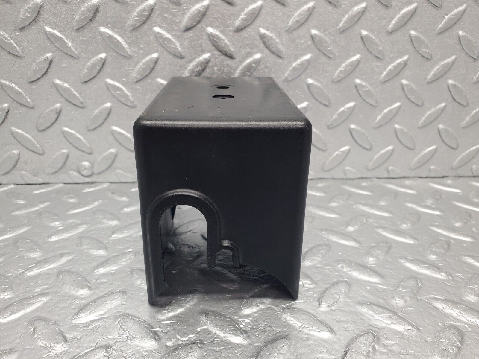 46459 Mercedes-Benz C123 280CE Coupe ABS Brake Pump Cover