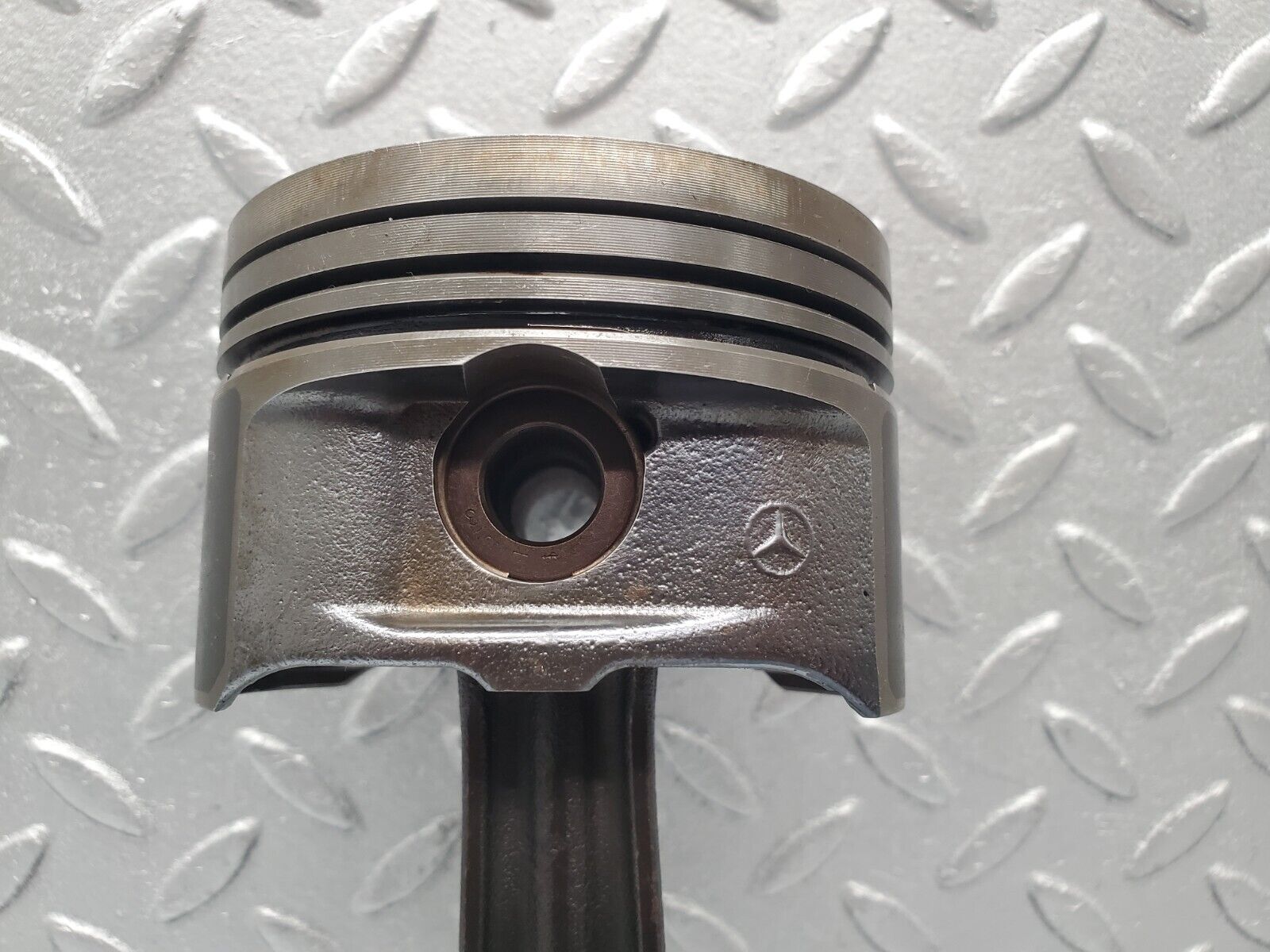 46226 Mercedes-Benz W124 280E Piston With Connecting Rod 1/94 B 74