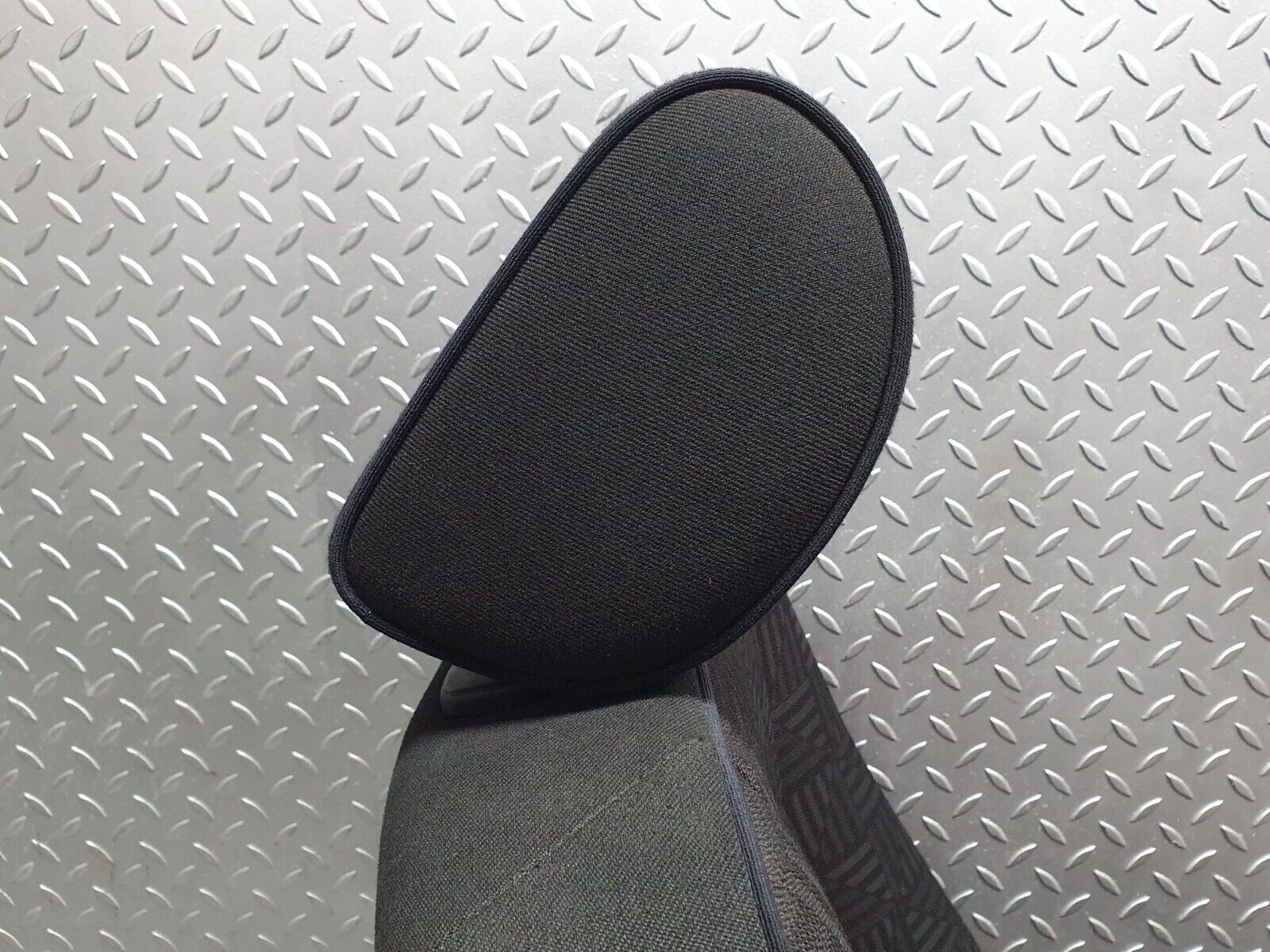 41813 Mercedes-Benz W202 C200 Front Right Passenger Seat