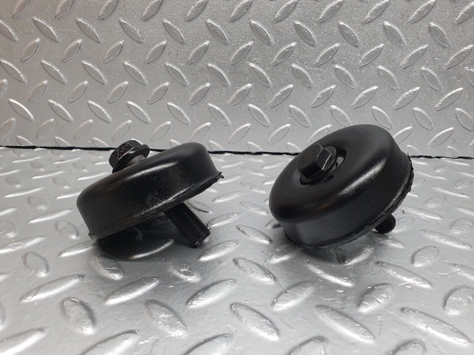 42031 Mercedes-Benz W202 C200 Rear Subframe Differential Holder 2023520346