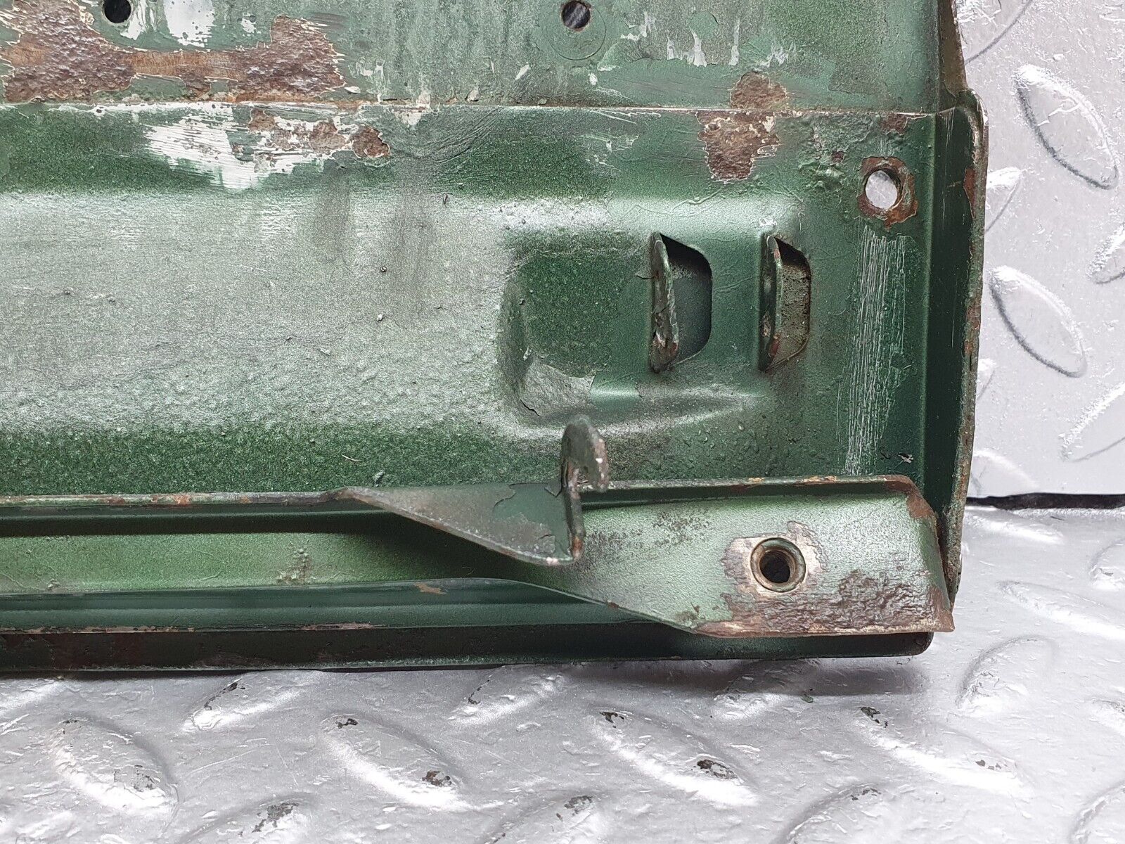 43176 Mercedes-Benz W108 280SE Fuel Tank Flap Cap