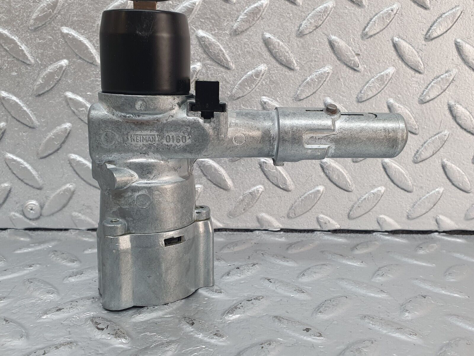 44026 Mercedes-Benz C123 230CE Coupe Steering Lock Ignition Switch With Key