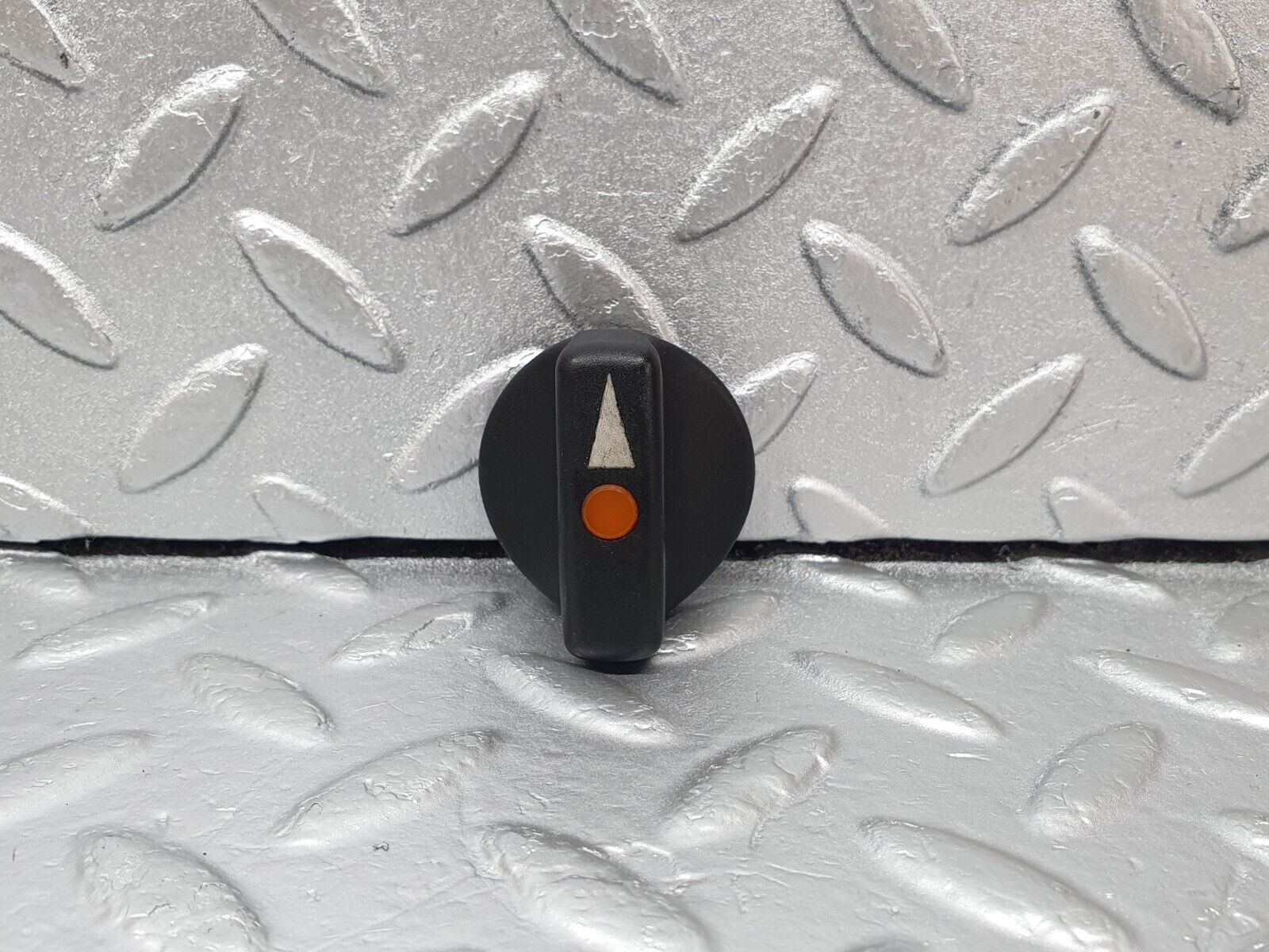 43659 Mercedes-Benz C126 380SEC Coupe Headlight Switch Knob 1265400083