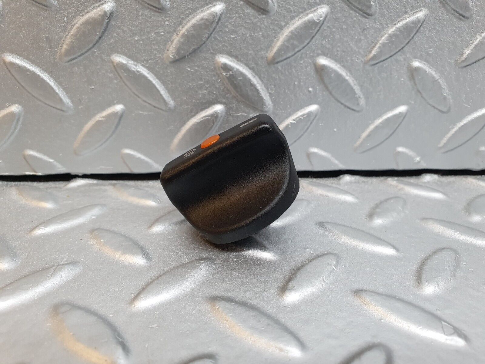 41978 Mercedes-Benz W202 C200 Headlight Switch Knob