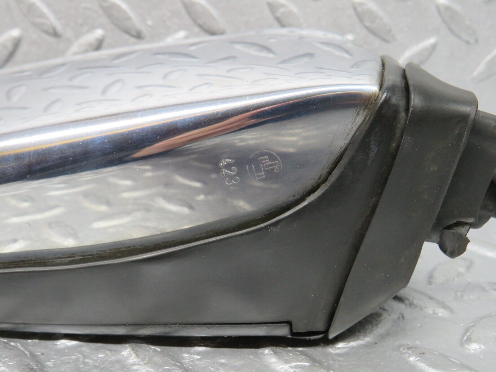 39296 Mercedes-Benz R107 500SL Right Wing Mirror 1078110461