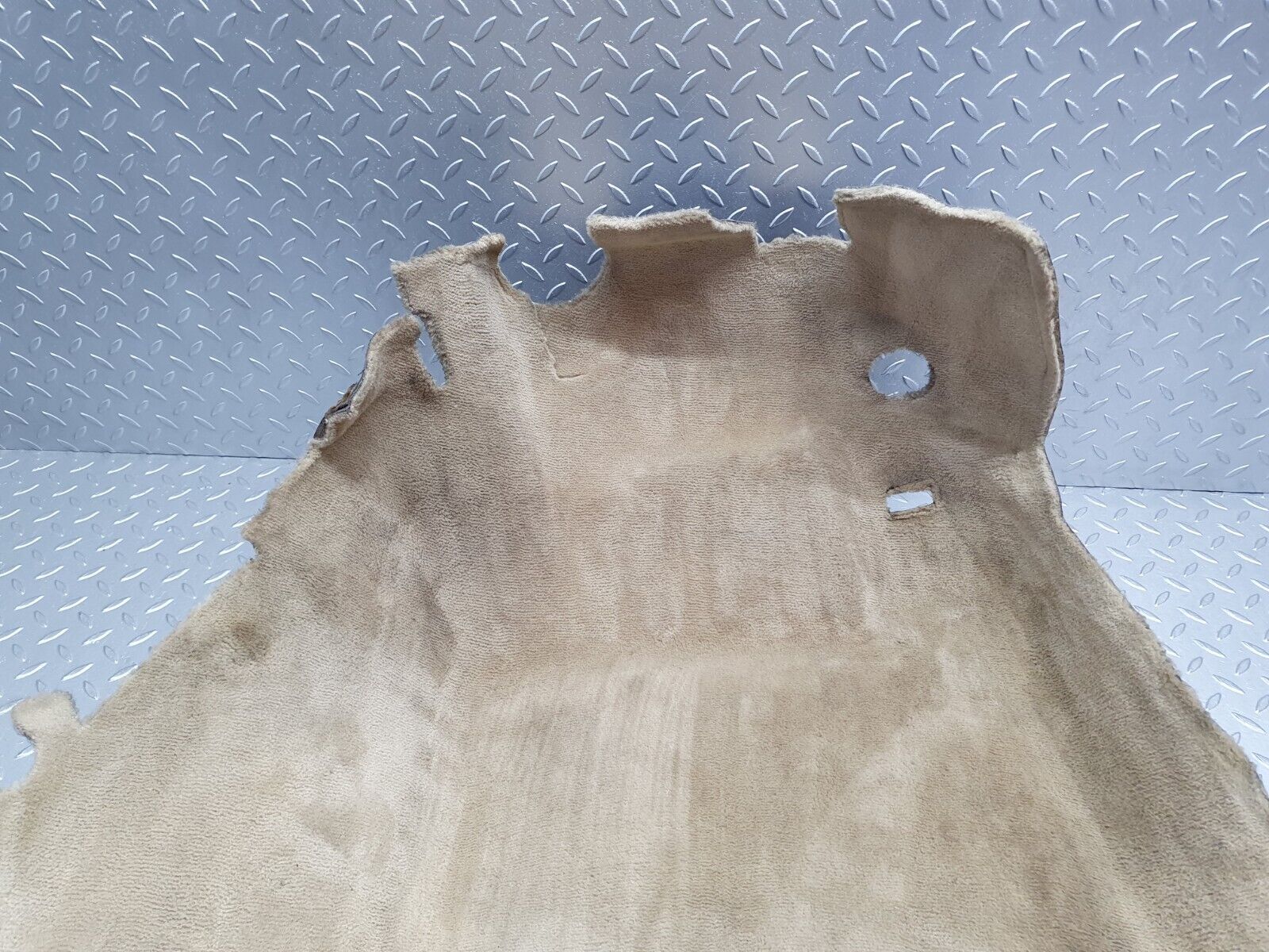 42295 Mercedes-Benz R129 320SL Coupe Front Right Floor Carpet Beige 1296801440