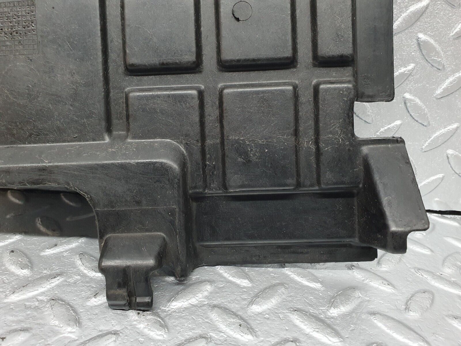 41781 Mercedes-Benz W202 C200 Right Engine Bay Cover Panel 2025241030