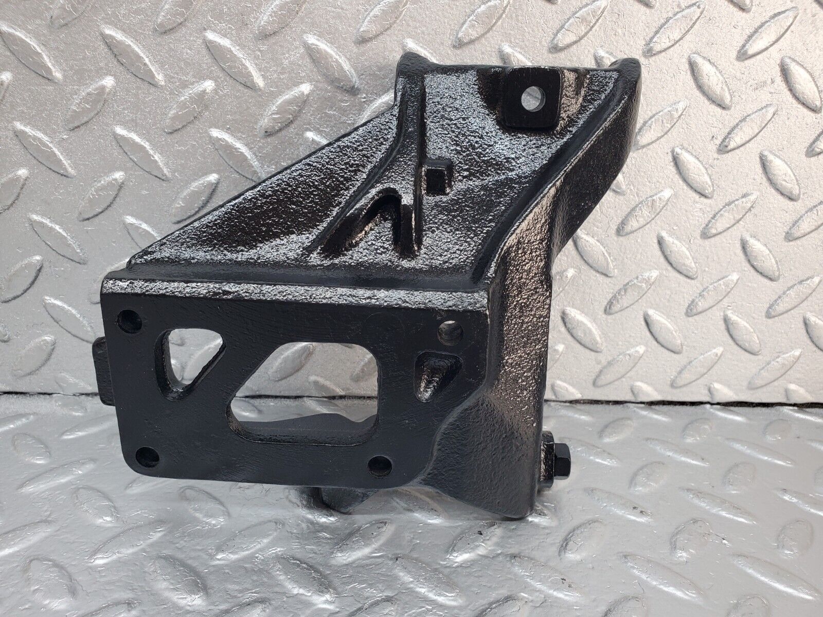 45362 Mercedes-Benz 280E M110.983 Alternator Generator Bracket 1101550435