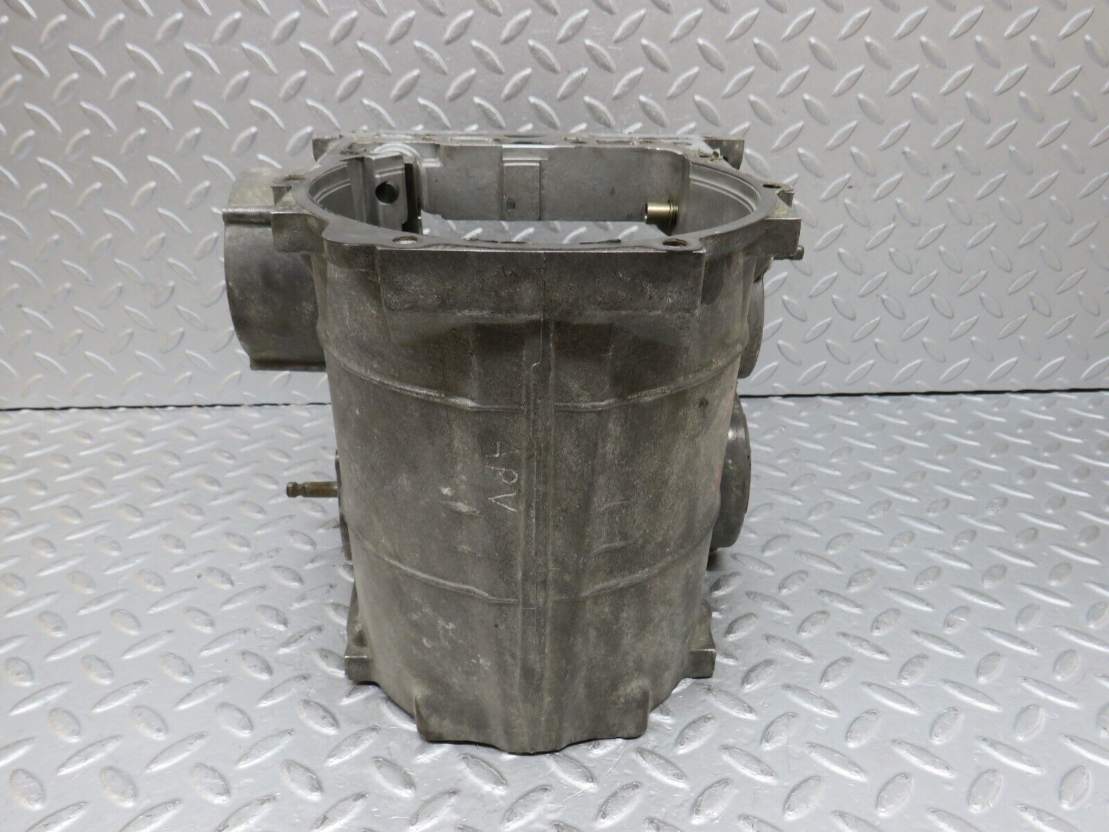 36406 Mercedes-Benz R107 450 Automatic Gearbox Housing 722.002 1152714201 1162700301