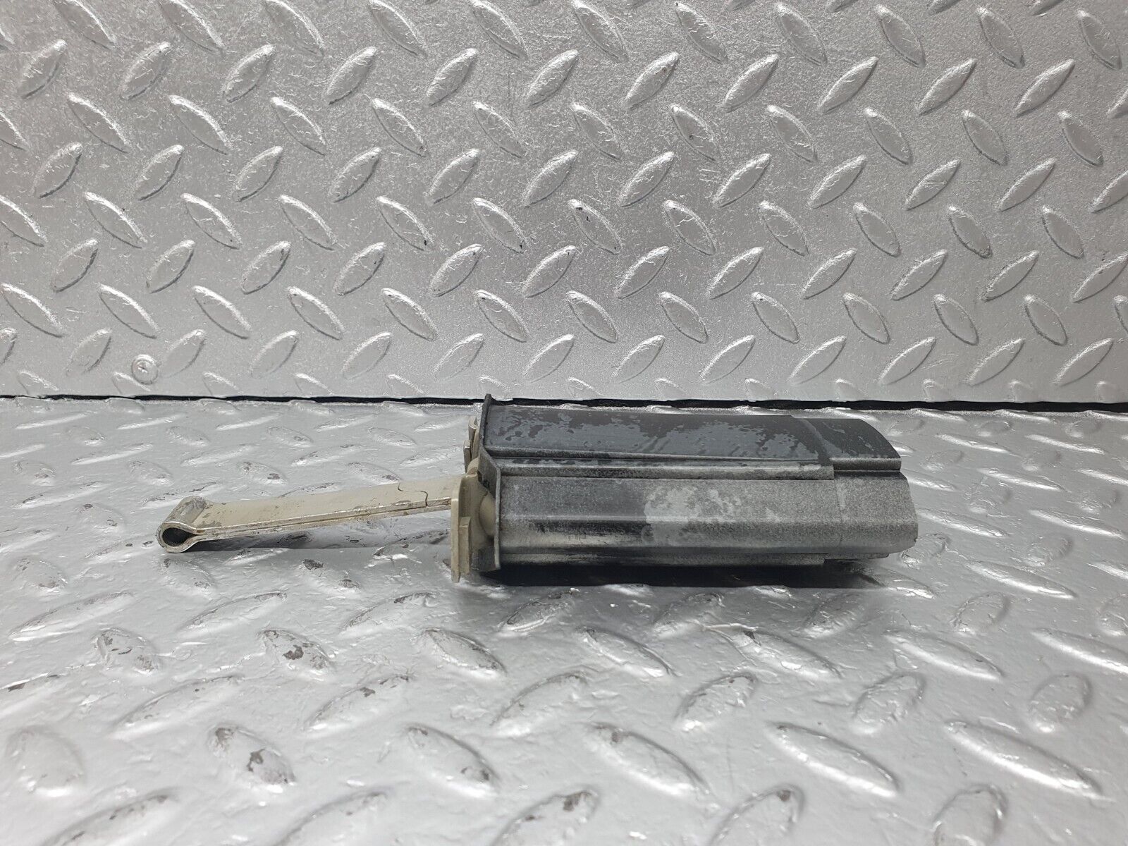 42760 Mercedes-Benz W201 190 2.0L Door Safety Check Strap