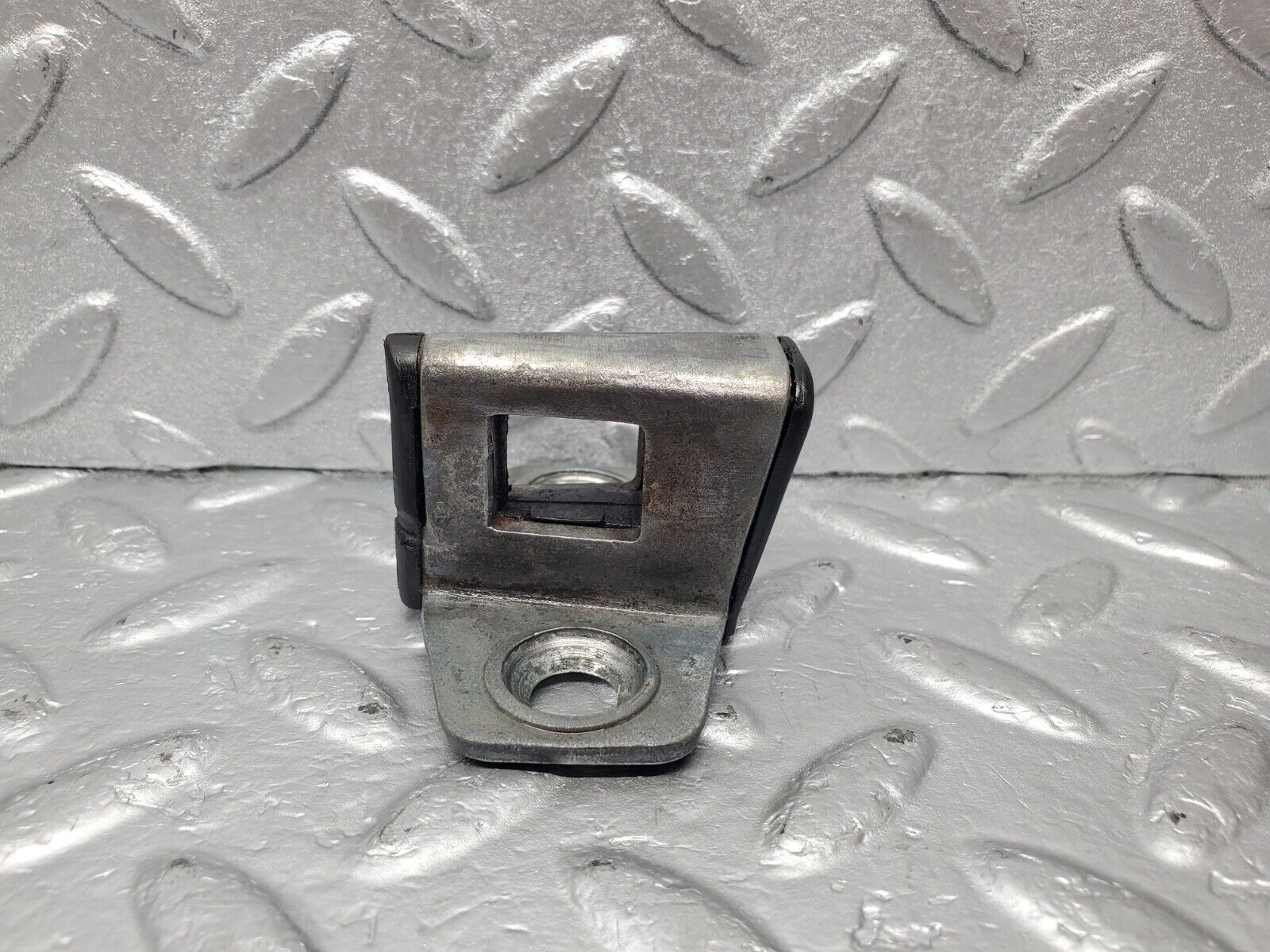 47007 Mercedes-Benz R129 320SL Coupe Door Lock Latch