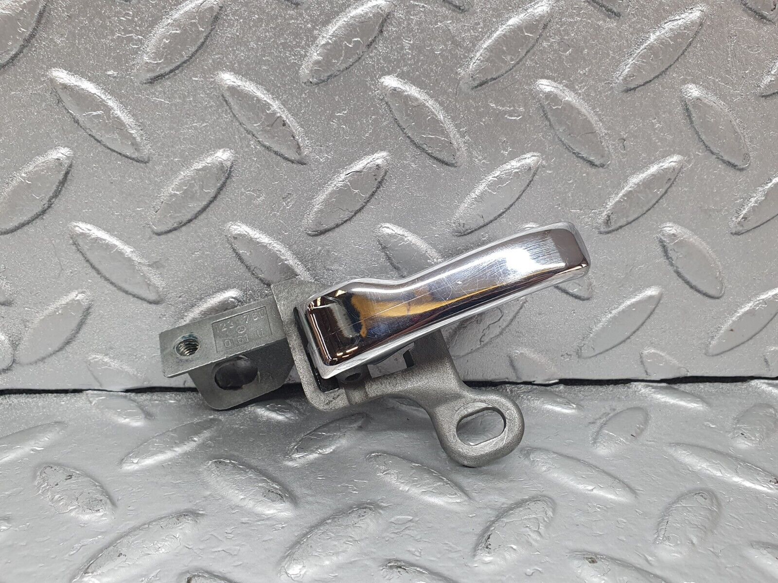 43971 Mercedes-Benz C123 230CE Coupe Left Interior Door Handle 1237600161