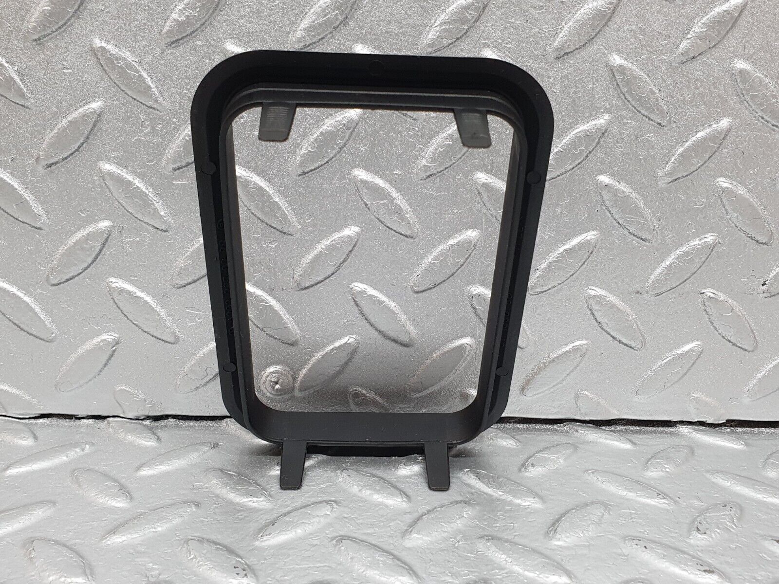 41908 Mercedes-Benz W202 C200 Gear Selector Surround Trim 2022670288