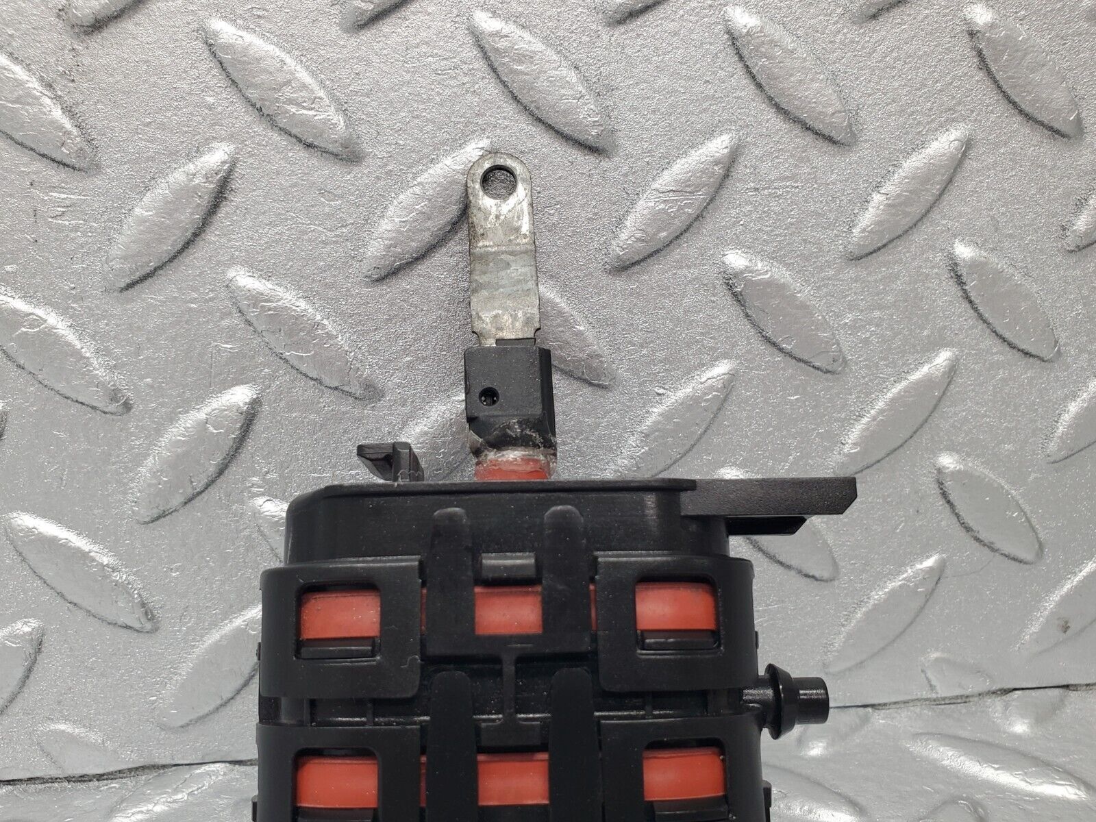 46942 Mercedes-Benz R129 320SL Coupe Heater Box Vacuum Actuator