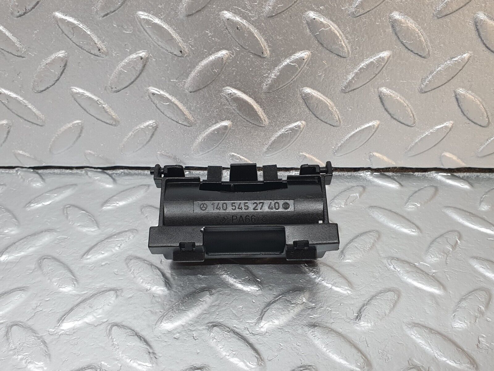 42531 Mercedes-Benz R129 320SL Coupe Cable Wire Holder Bracket 1405452740