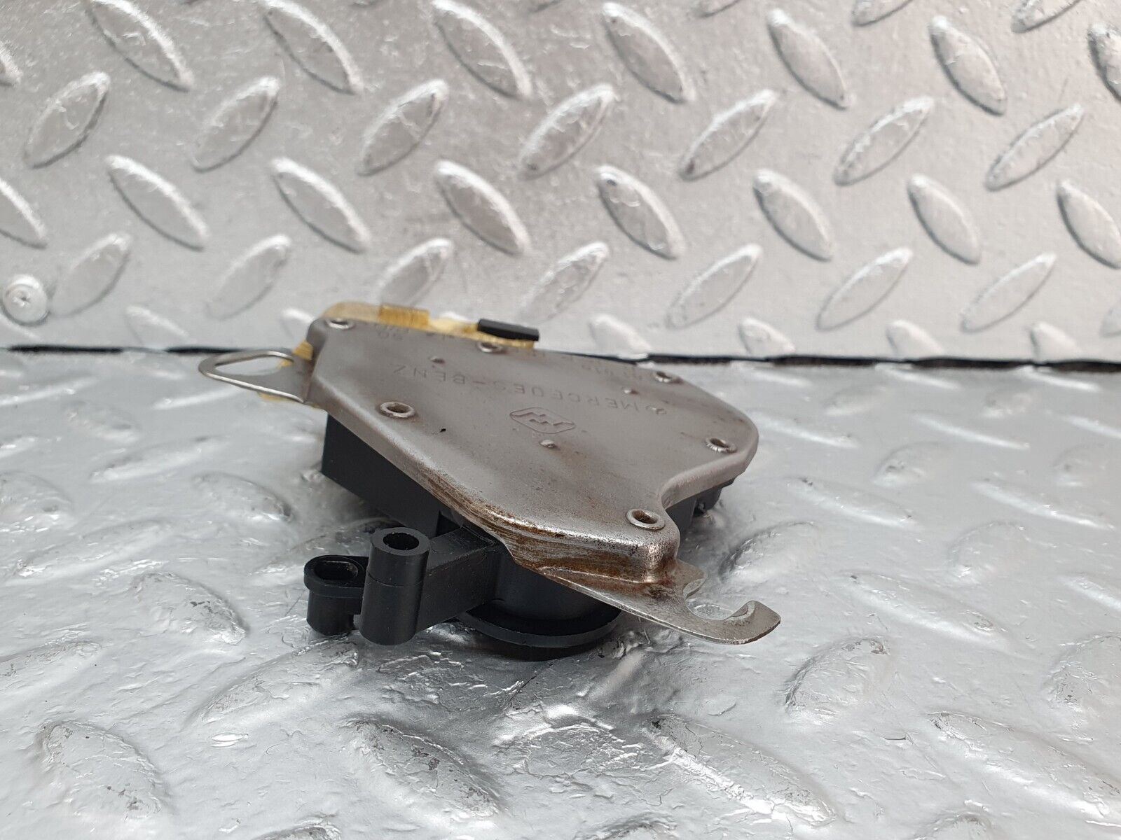 44136 Mercedes-Benz C123 230CE Coupe Reverse Light Switch 1235401945 1235450142