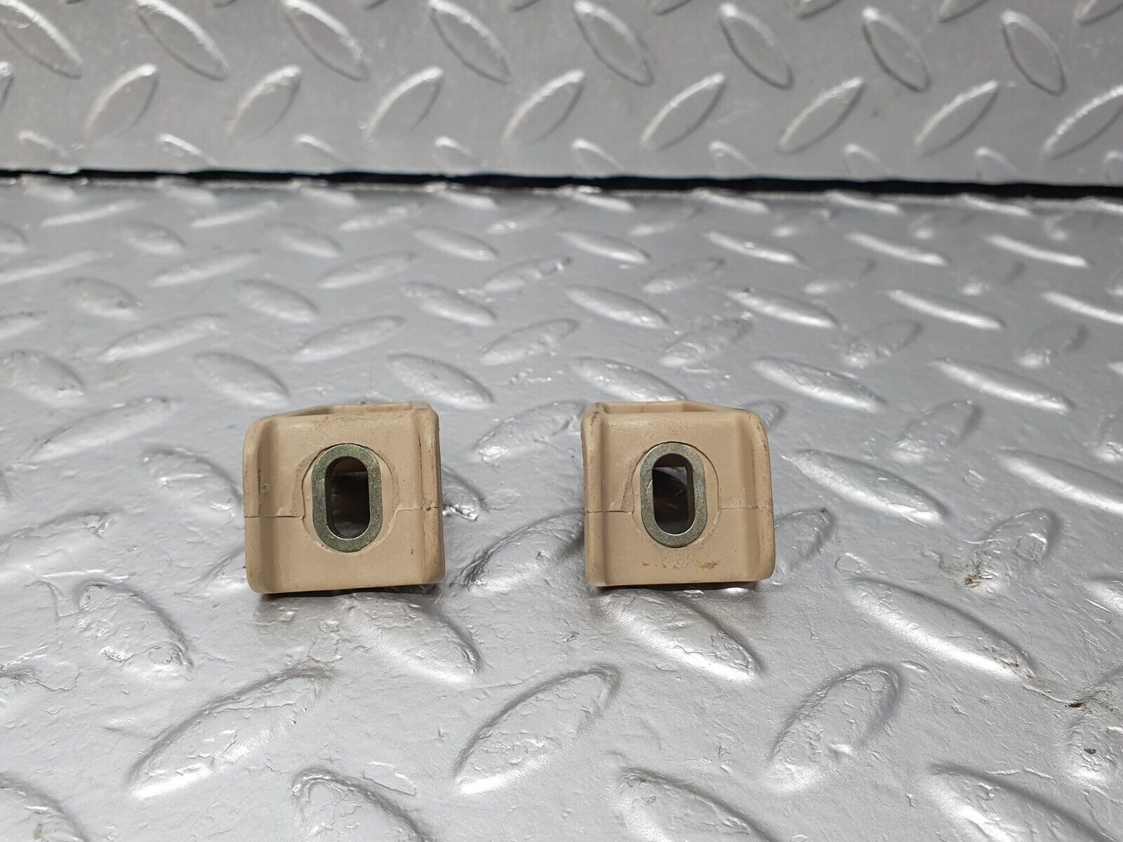 42582 Mercedes-Benz R129 320SL Coupe Rear Seat Holder 2x