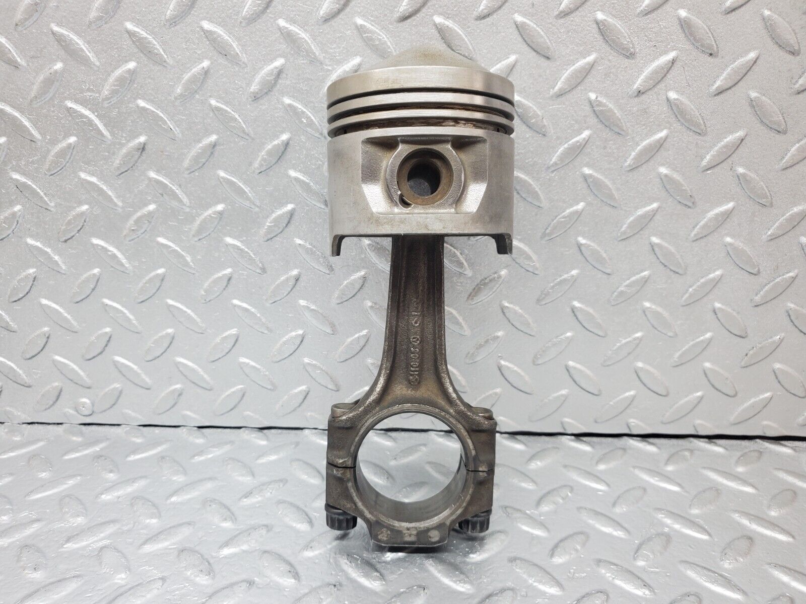 44300 Mercedes-Benz W123 280E Piston With Connecting Rod 85.985Mm 11005