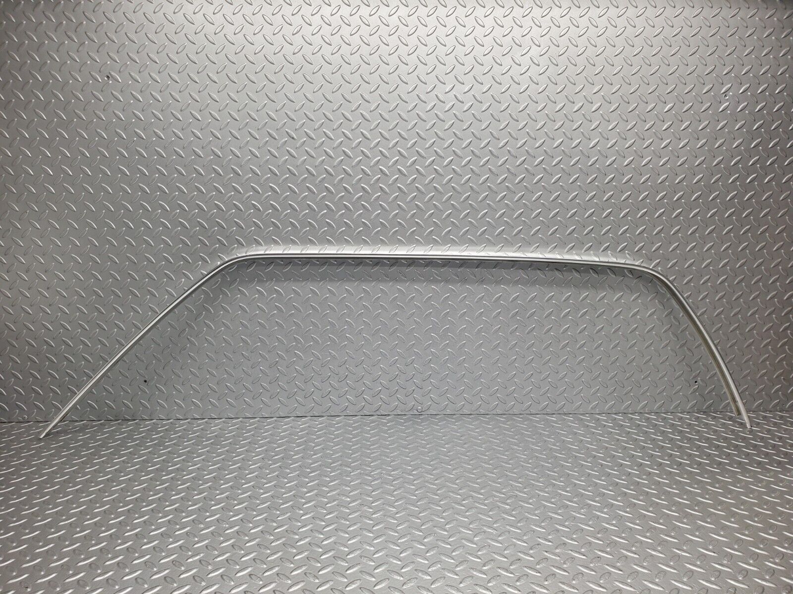 46504 Mercedes-Benz C123 280CE Coupe Chrome Roof Trim Cladding Left Side